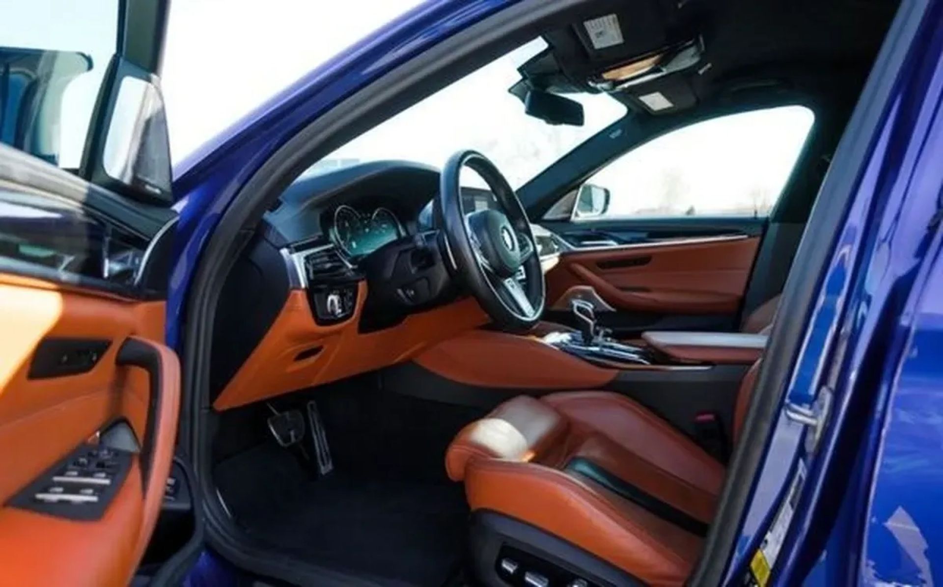 398 BMW M5 F90 Competition — з водієм та без