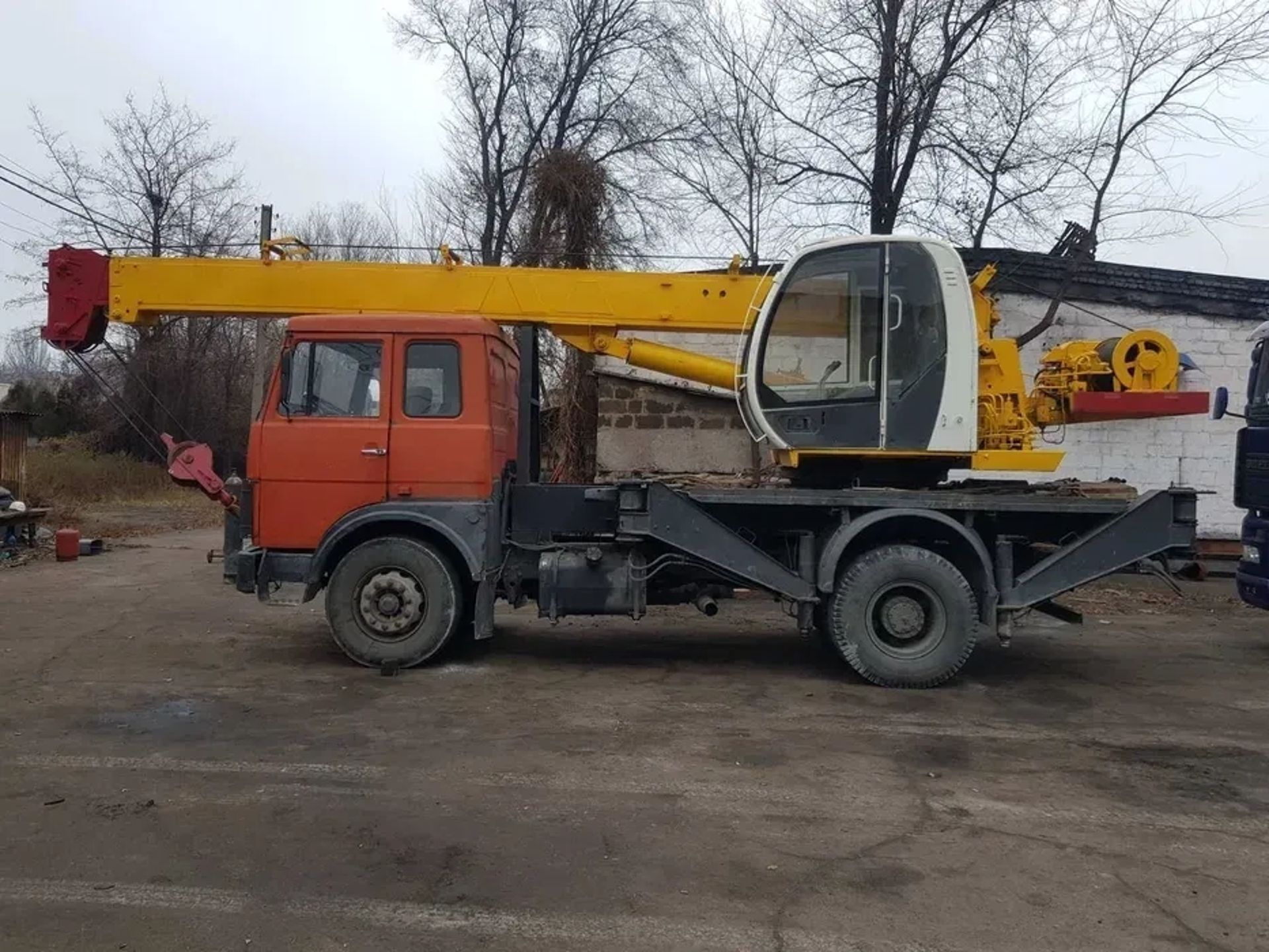 Автокран МАЗ-5337 «ІВАНОВЕЦЬ» КС-3577 (14 тонн, 14 м)