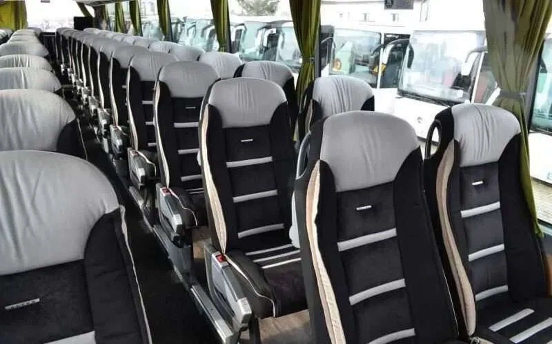 Автобус SETRA S 416 HDH на 56 місць