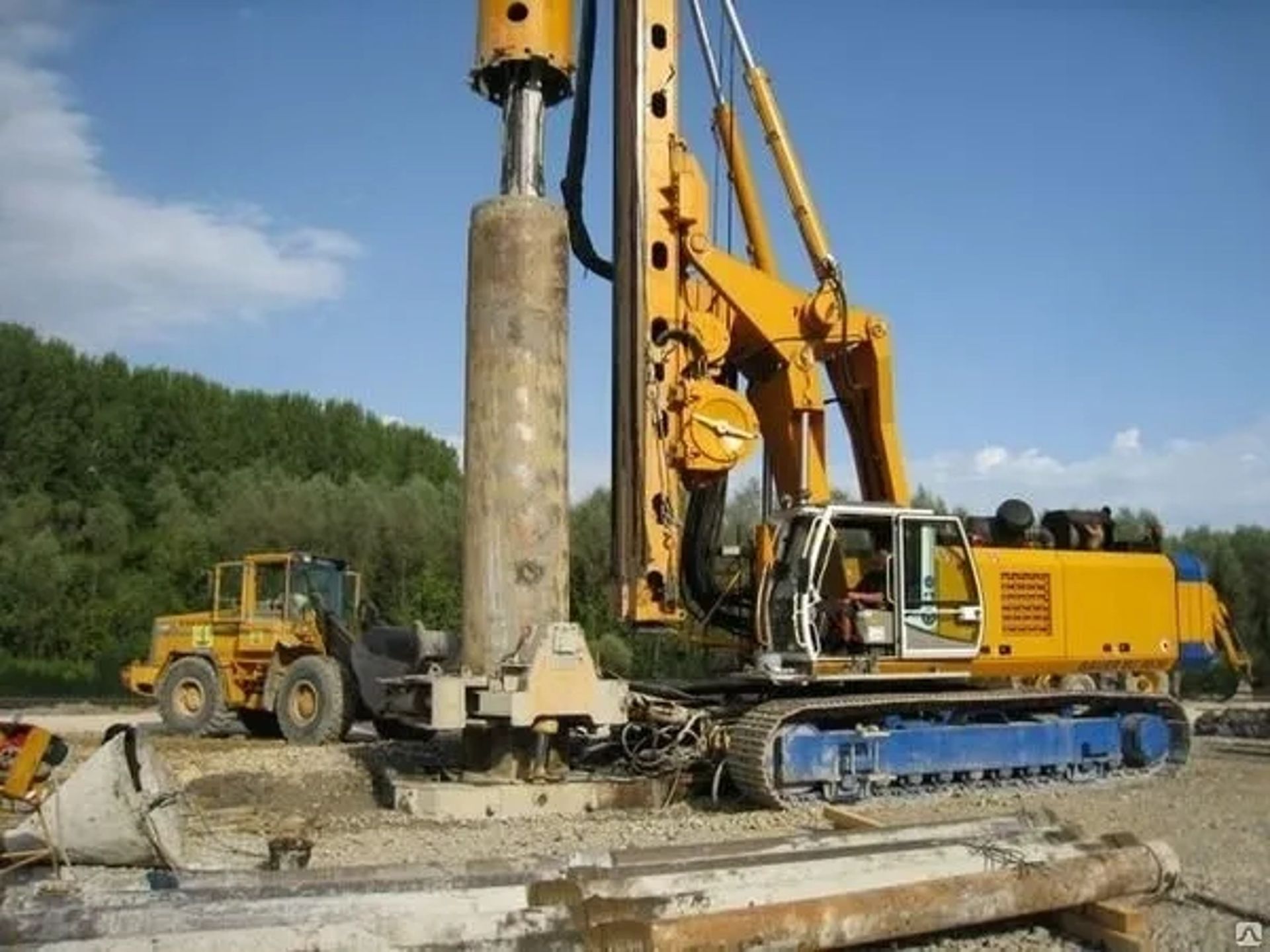 Бурова установка Bauer BG 28 650-1550