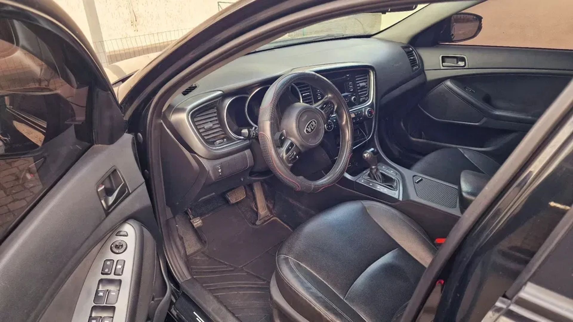 Авто Kia K5    