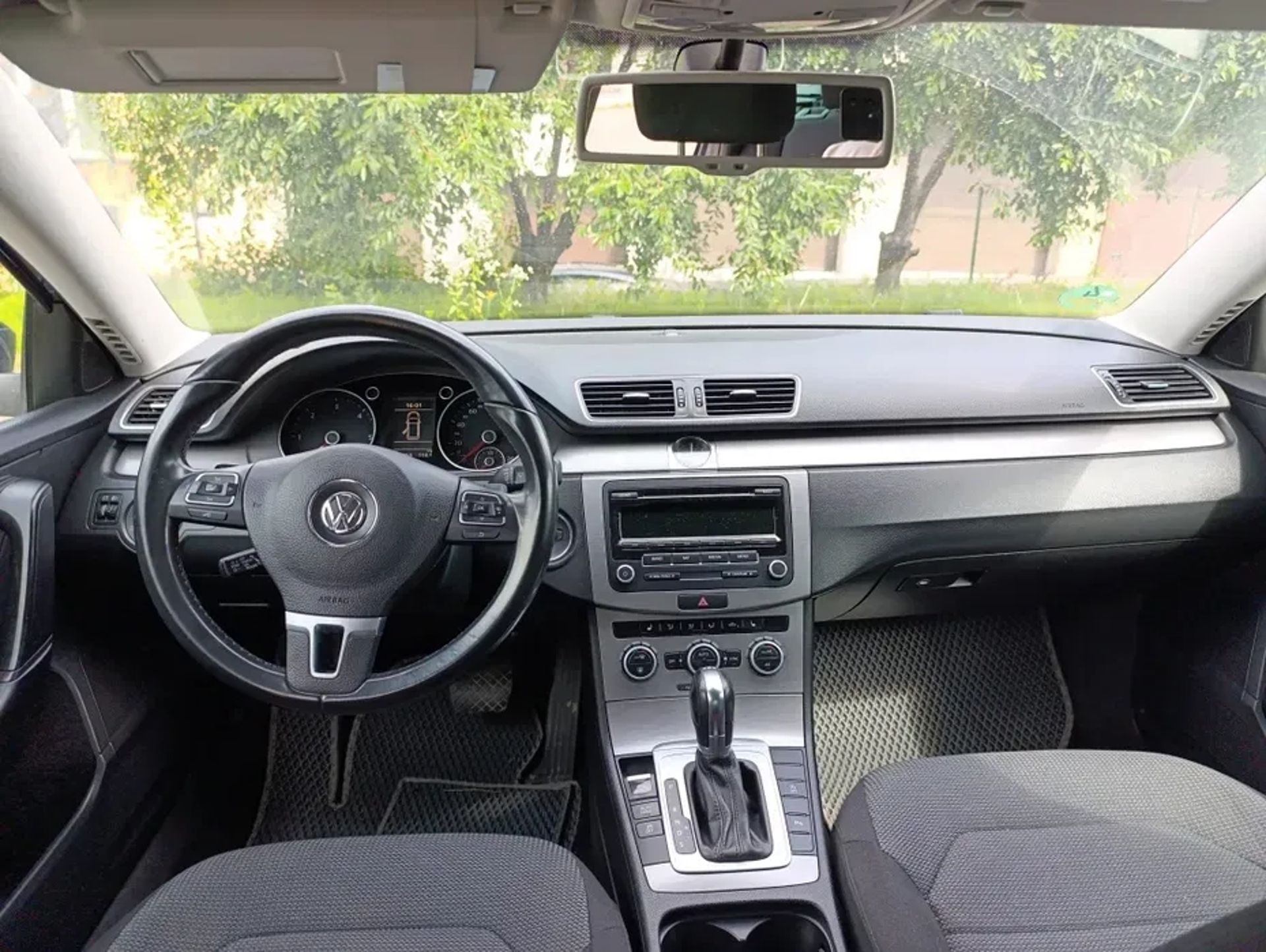 Volkswagen Пассат В7 2.0 Автомат