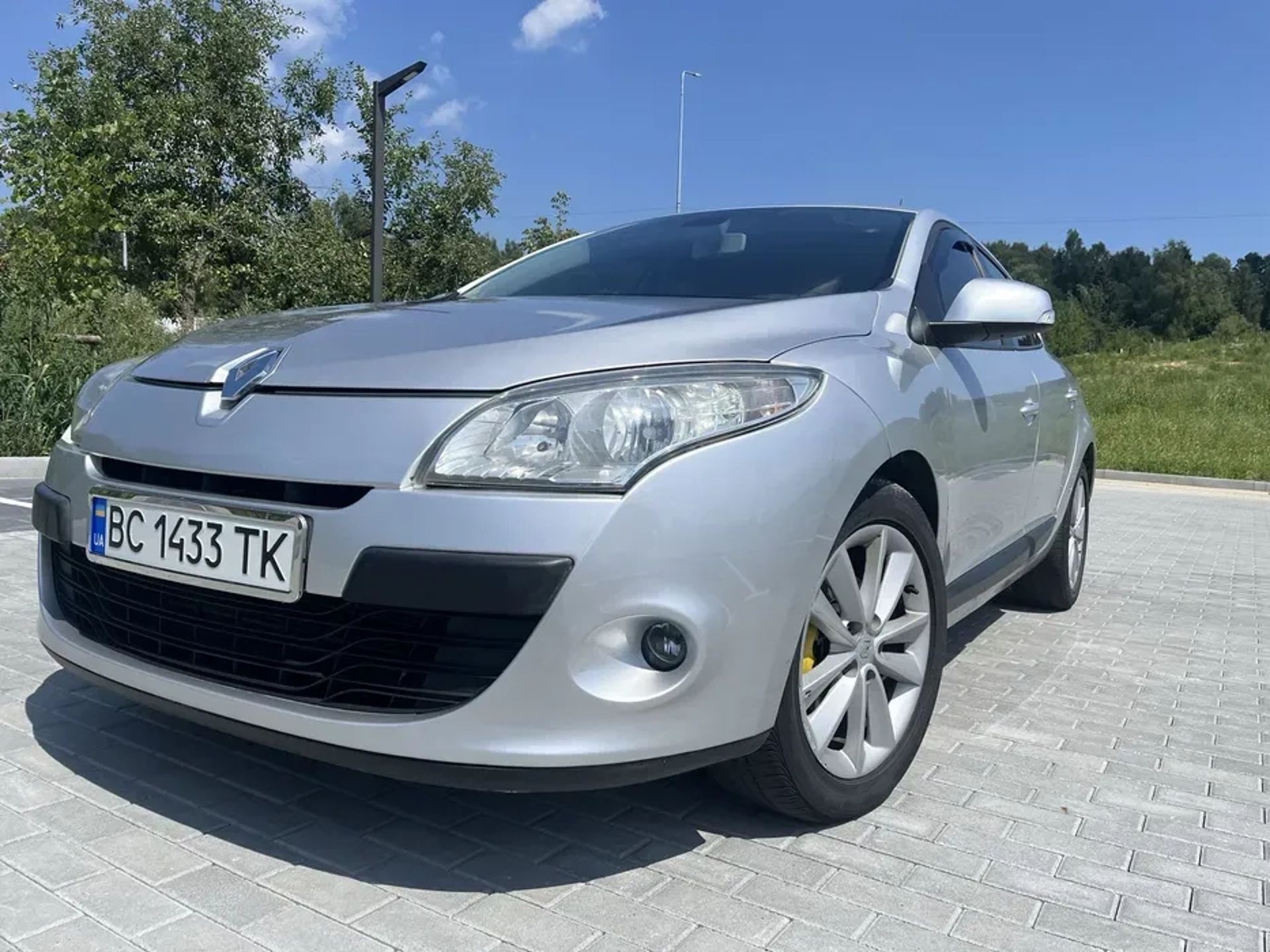 Авто на таксі або власні потреби,RENAULT MEGANE-3,2011рік