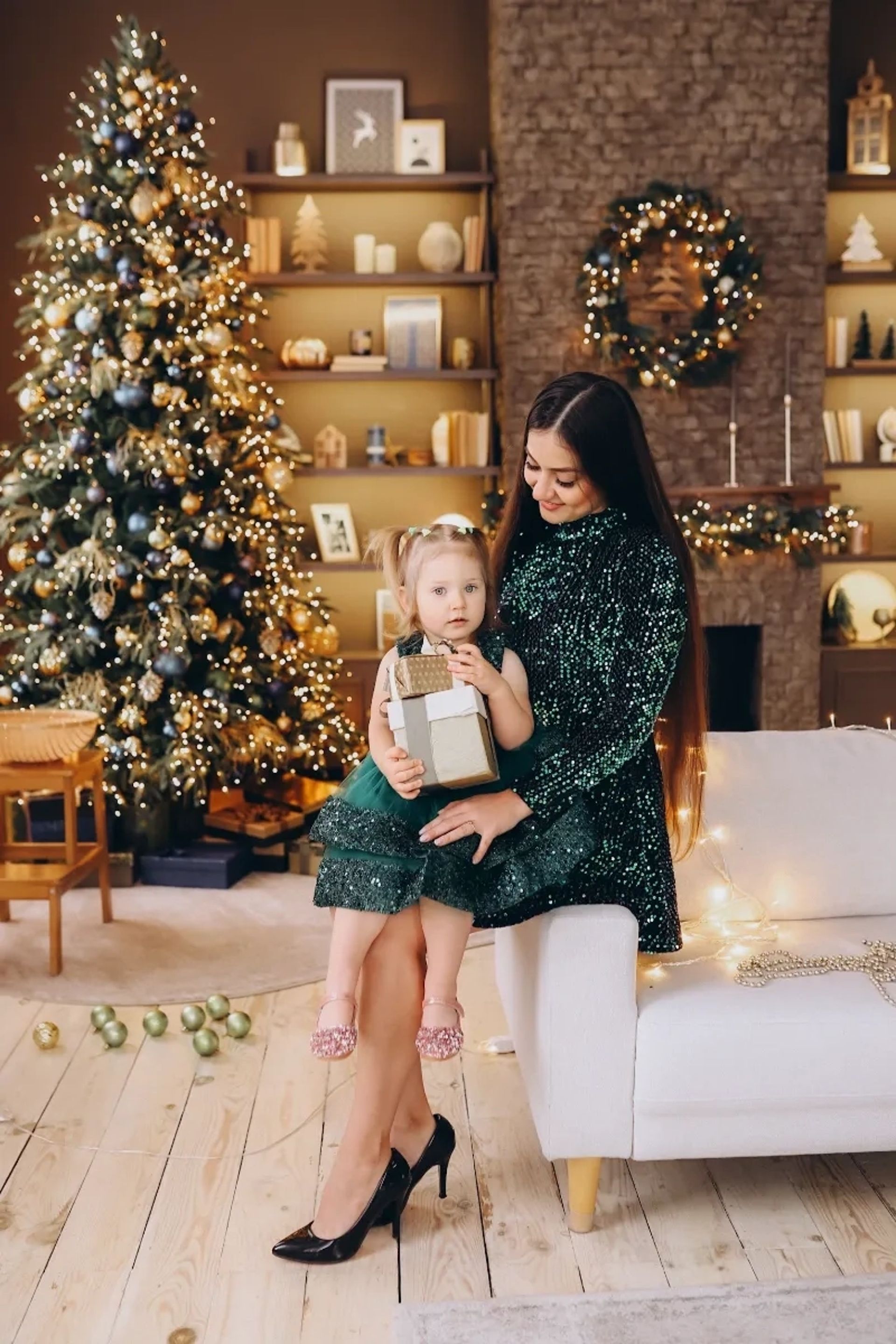 Очень красивые платья family look мама и доця, идеально подходят на любой праздник