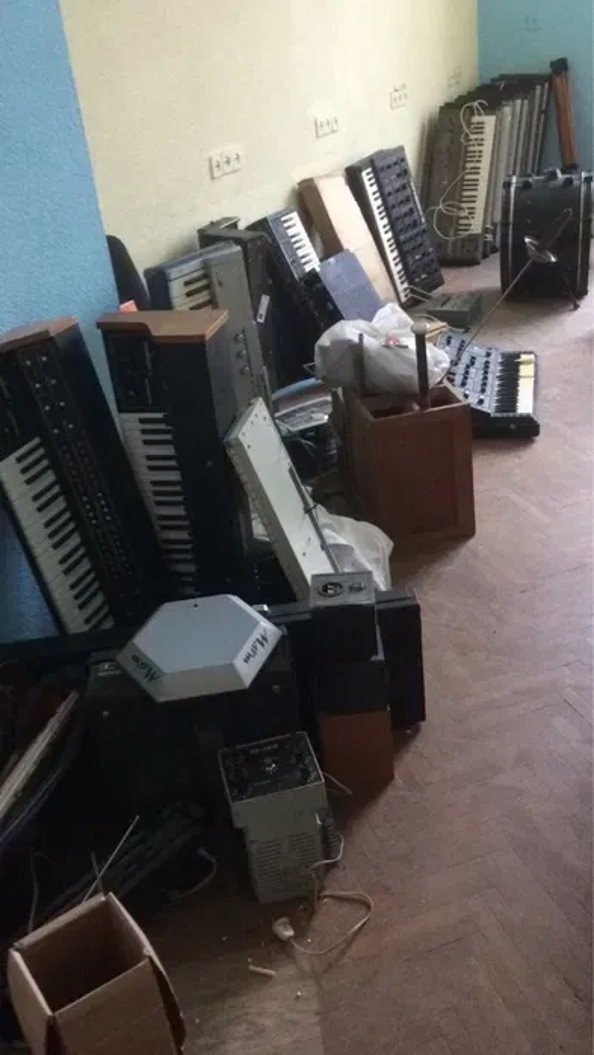 Вывоз, оценка любой советской или импортной электроники, бытовой техники