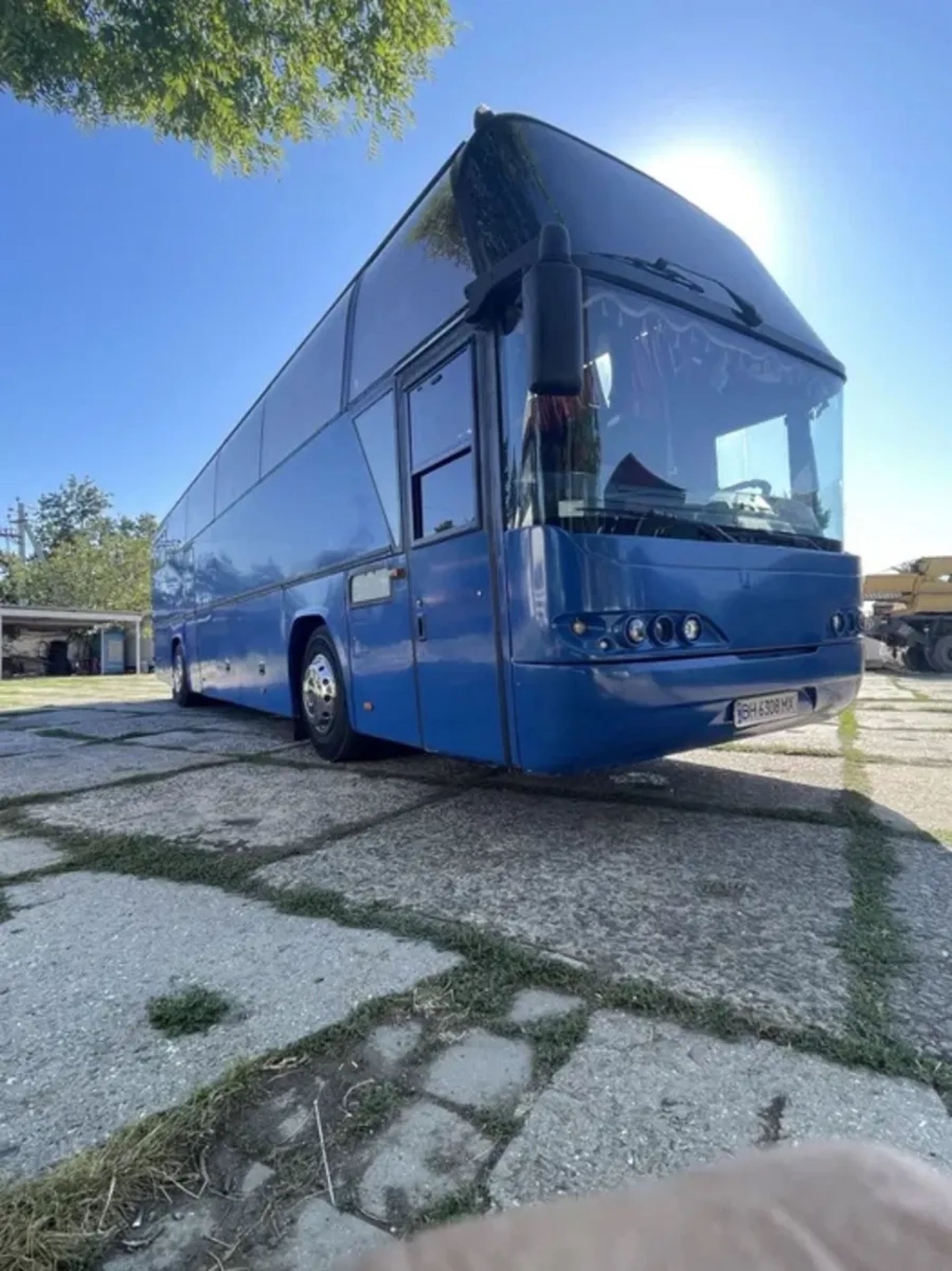 Комфортабельний автобус Neoplan