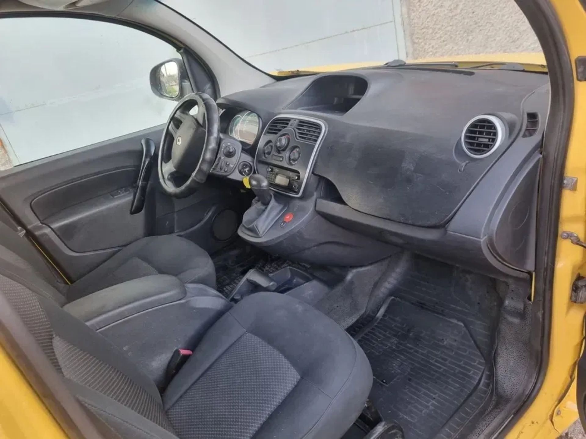 Авто Renault Kangoo Електро !!!