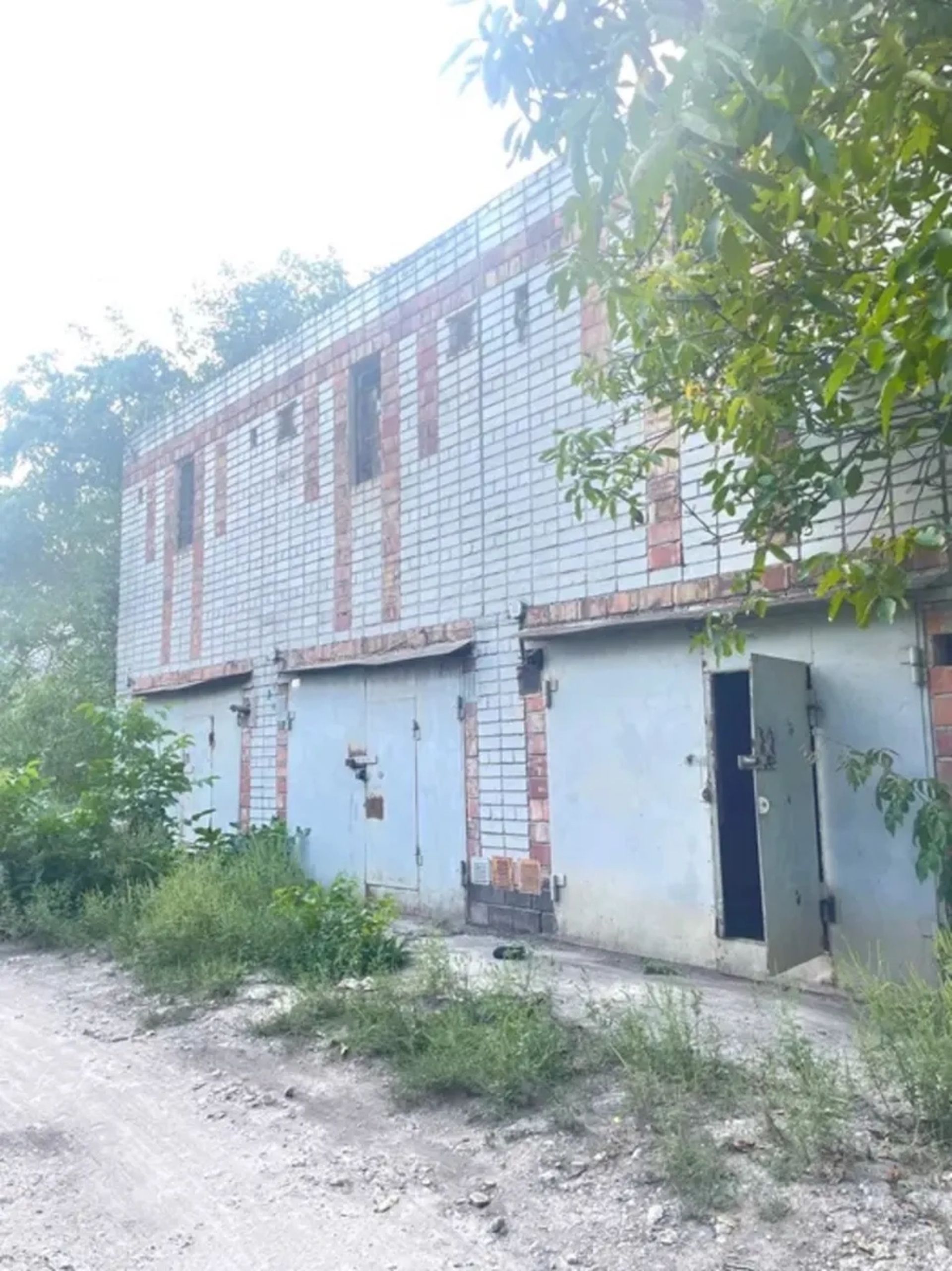 Гараж у ГК «Автолюбитель-12» під СТО або склад