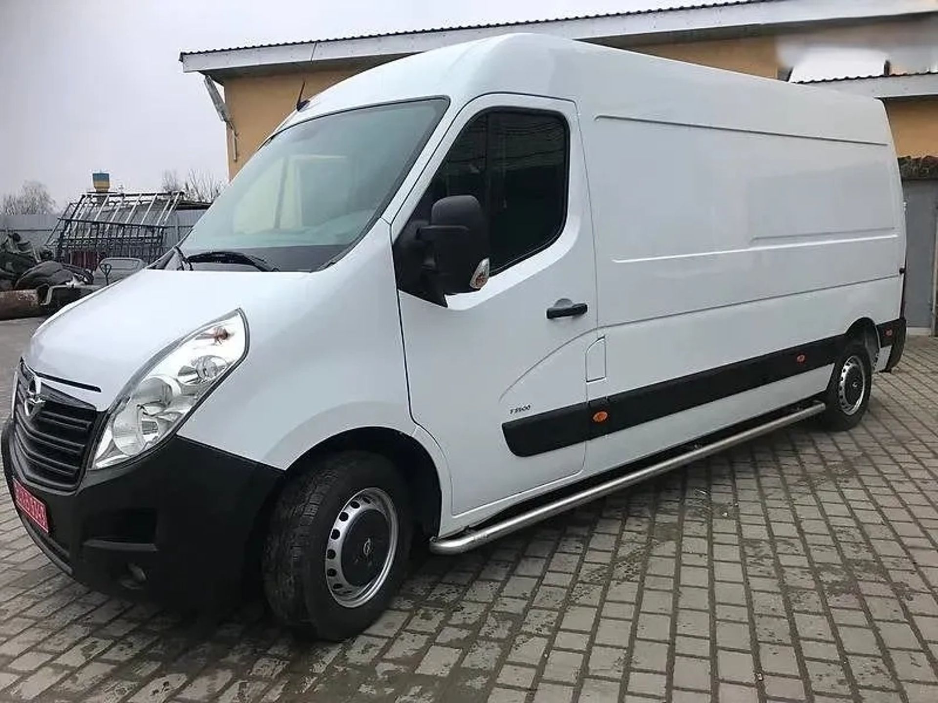 Мікроавтобус Opel Movano - транспорт для швидкої доставки
