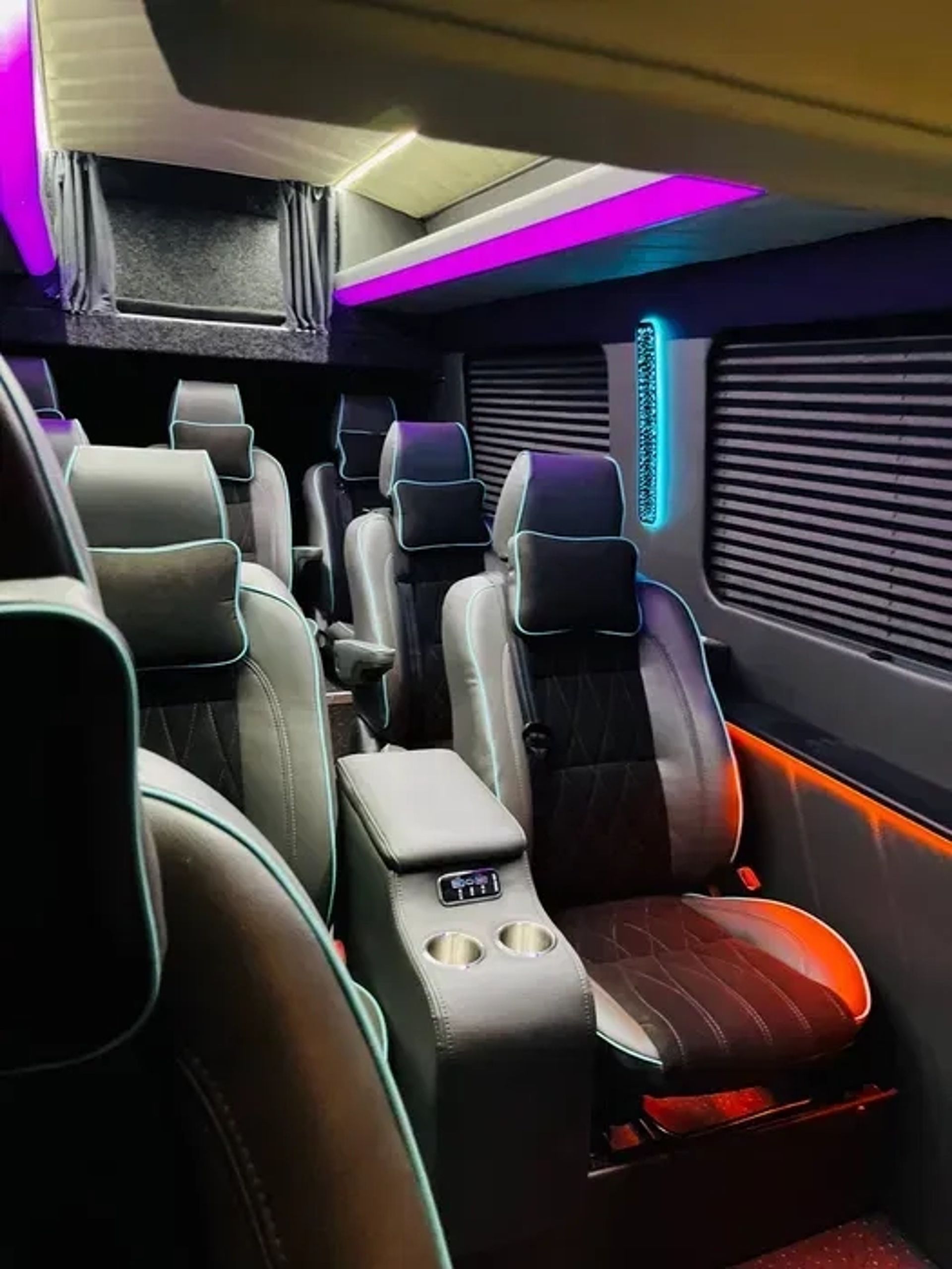 ГАРАНТІЯ ЯКОСТІ!!! Обшивка сидінь, салону, переобладнання авто! ArtBus