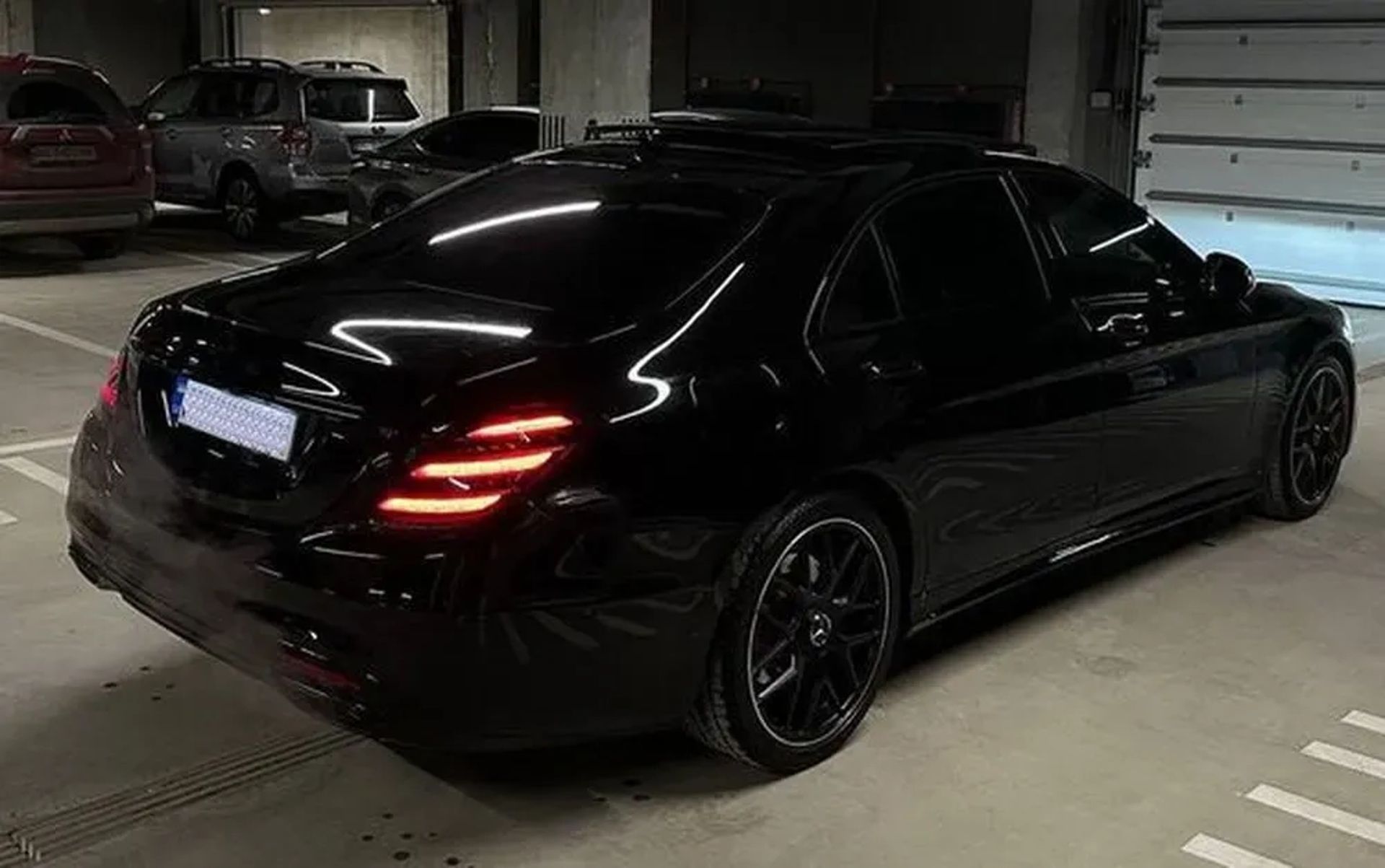 084 Авто на весілля Mercedes-Benz W222 S500L Restyling