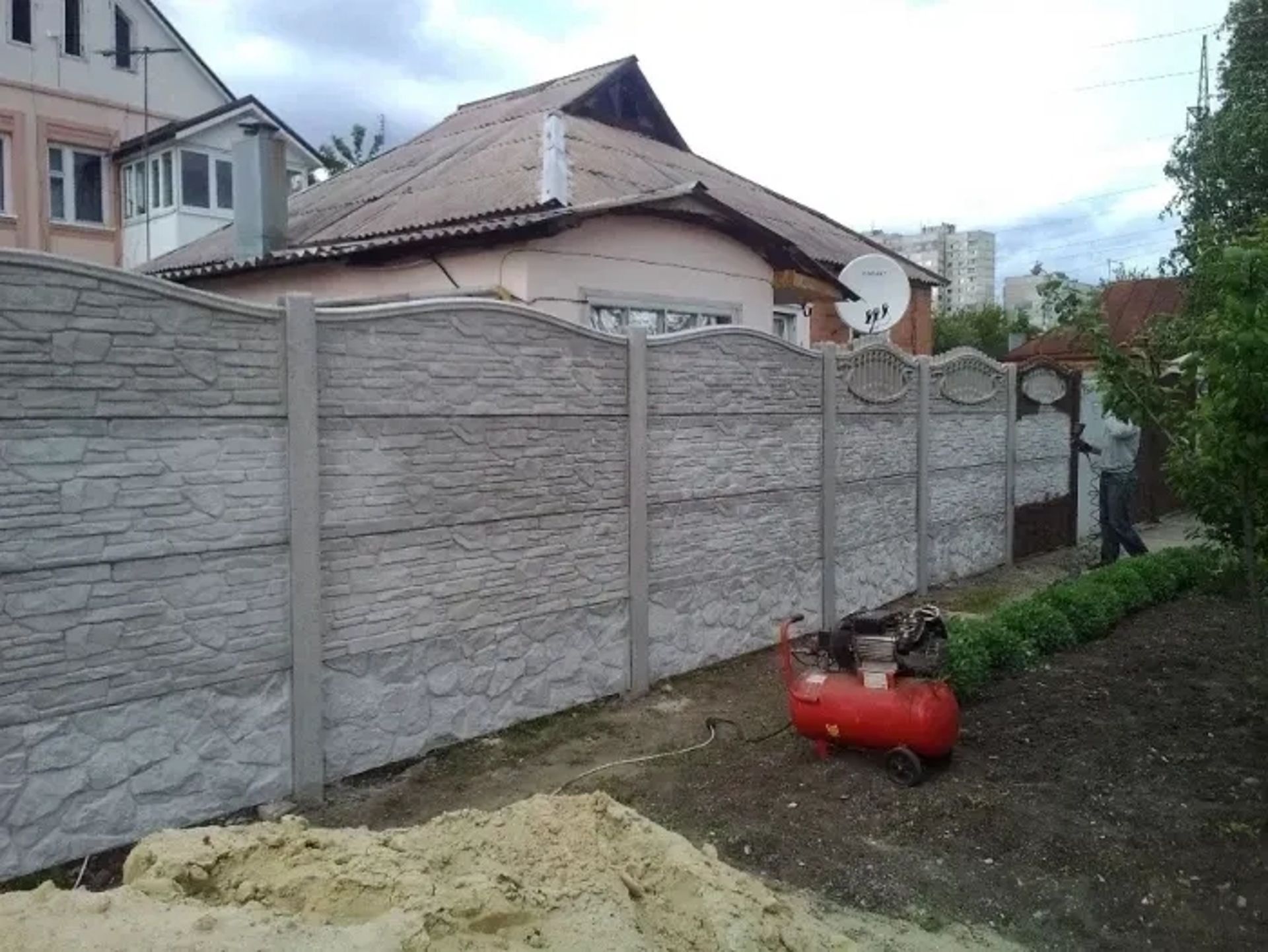 Європаркан, установка європаркану, фарбування європаркану. НЕ ПРОПУСТИ.