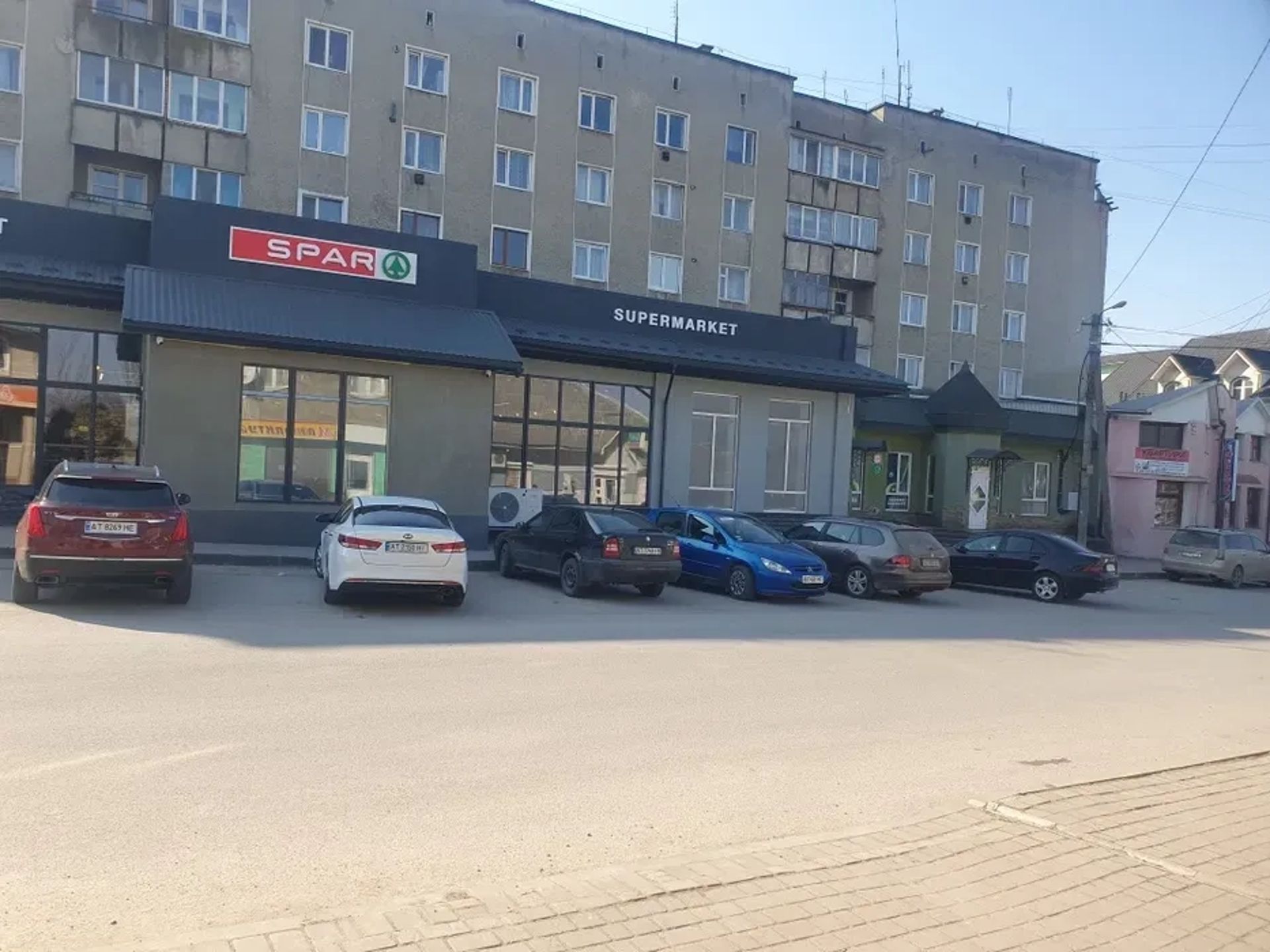 Приміщення в м. Городенка: Офіс, Магазин, Склад. Площі 40м, 70м, 80м. Доступні Ціни!