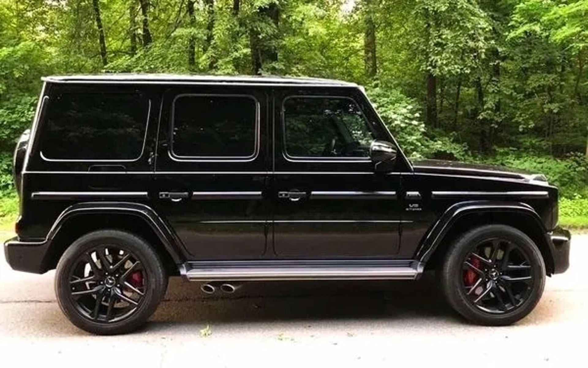 132 НОВИЙ Mercedes-Benz G63 AMG G-Manufaktur Гелік Кубік