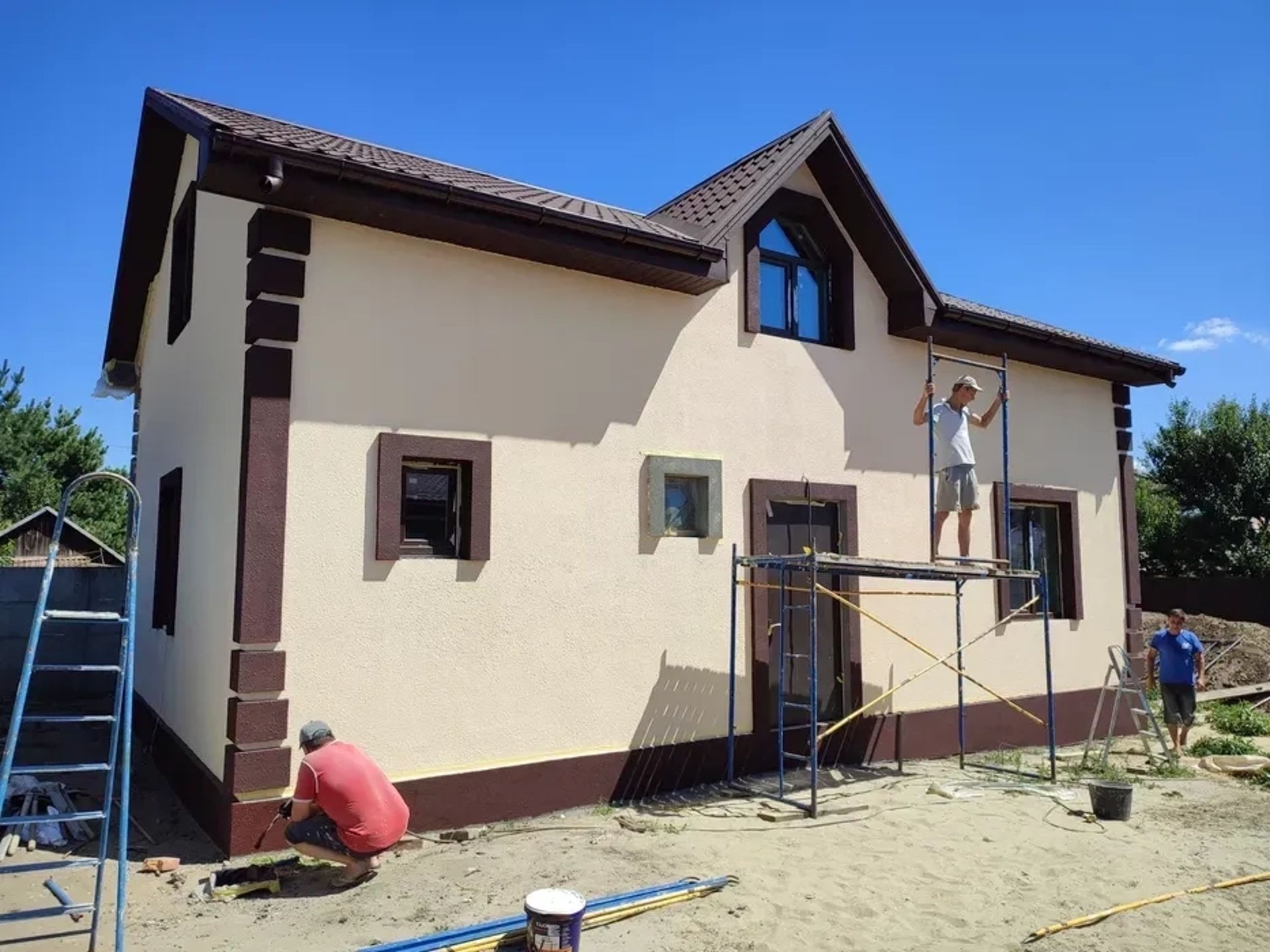 Будівництво будинків - Від 250$ квадратний метр; "Бетонні роботи", оздоблювальні роботи, кладка, Покрівля