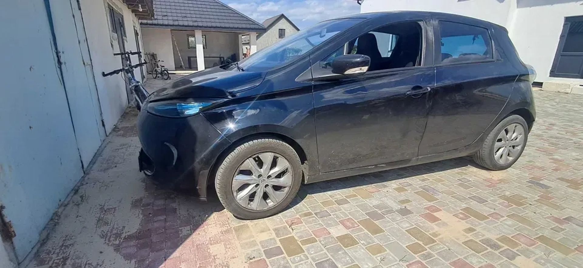 Електромобілі Renault Zoe intense 2018 та 2016 років