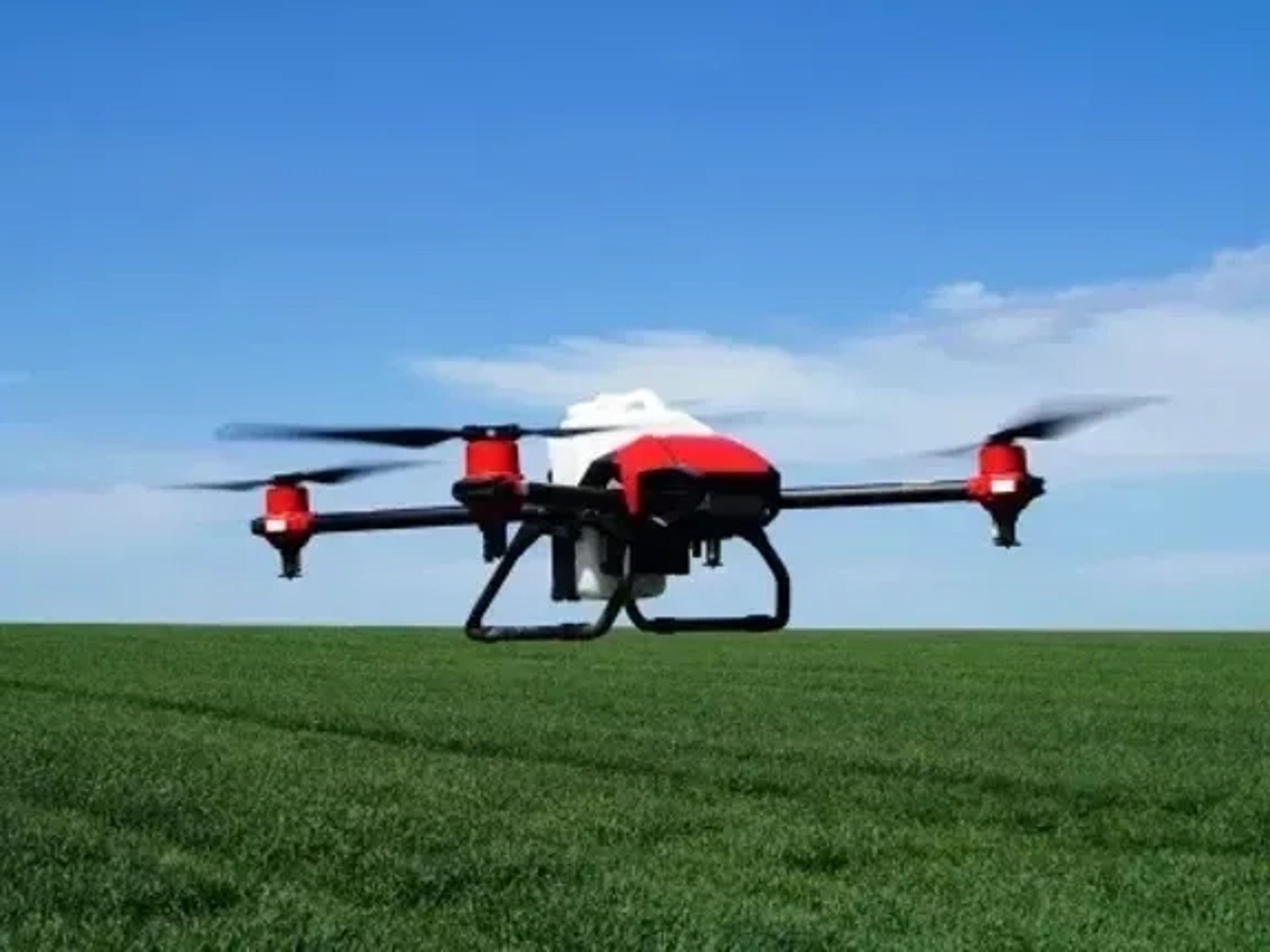 АгроДрон XAG XP 2020 ( БПЛА ) !