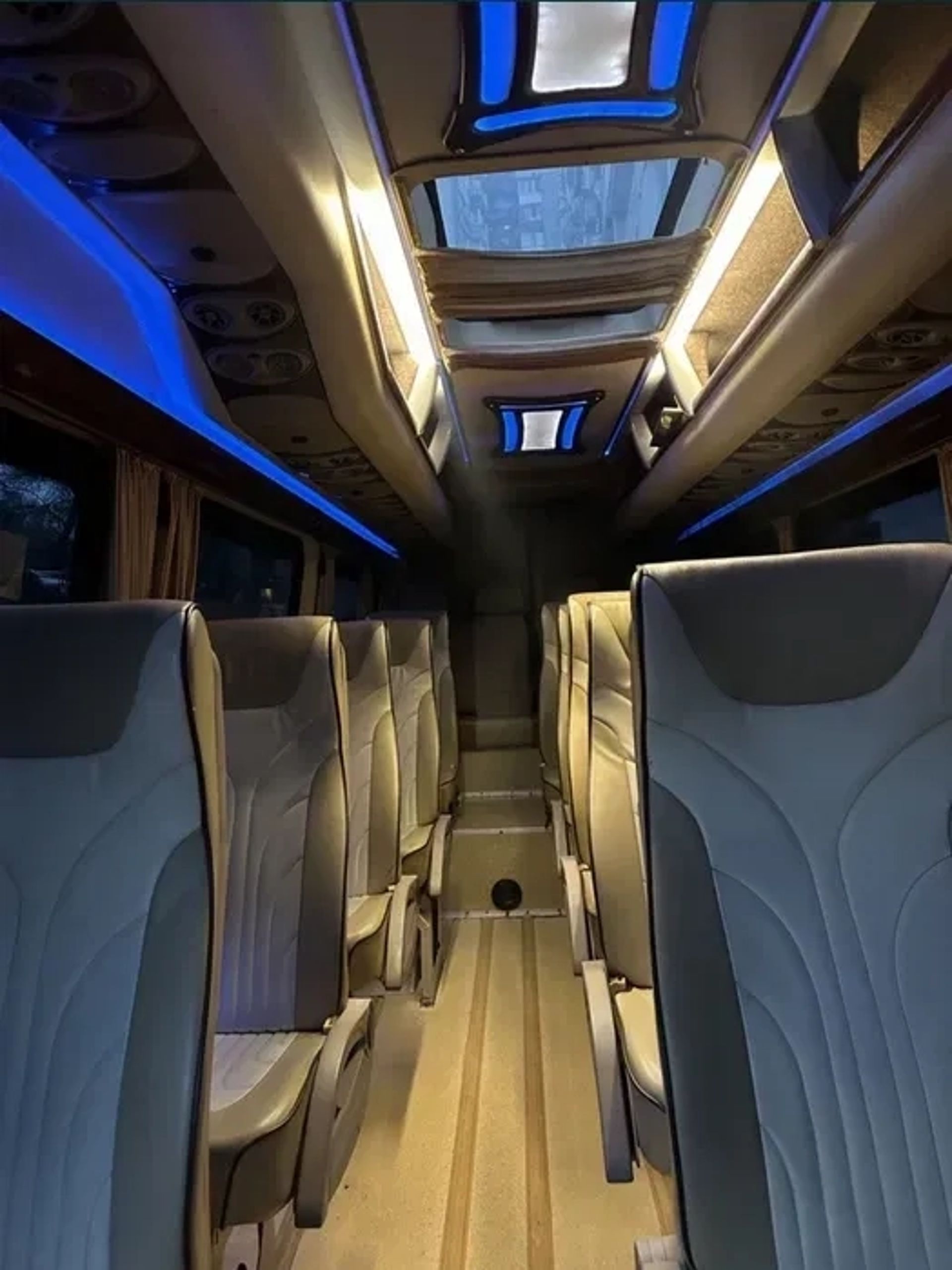 Пасажирські перевезення — Mercedes-Benz Sprinter (18 місць)