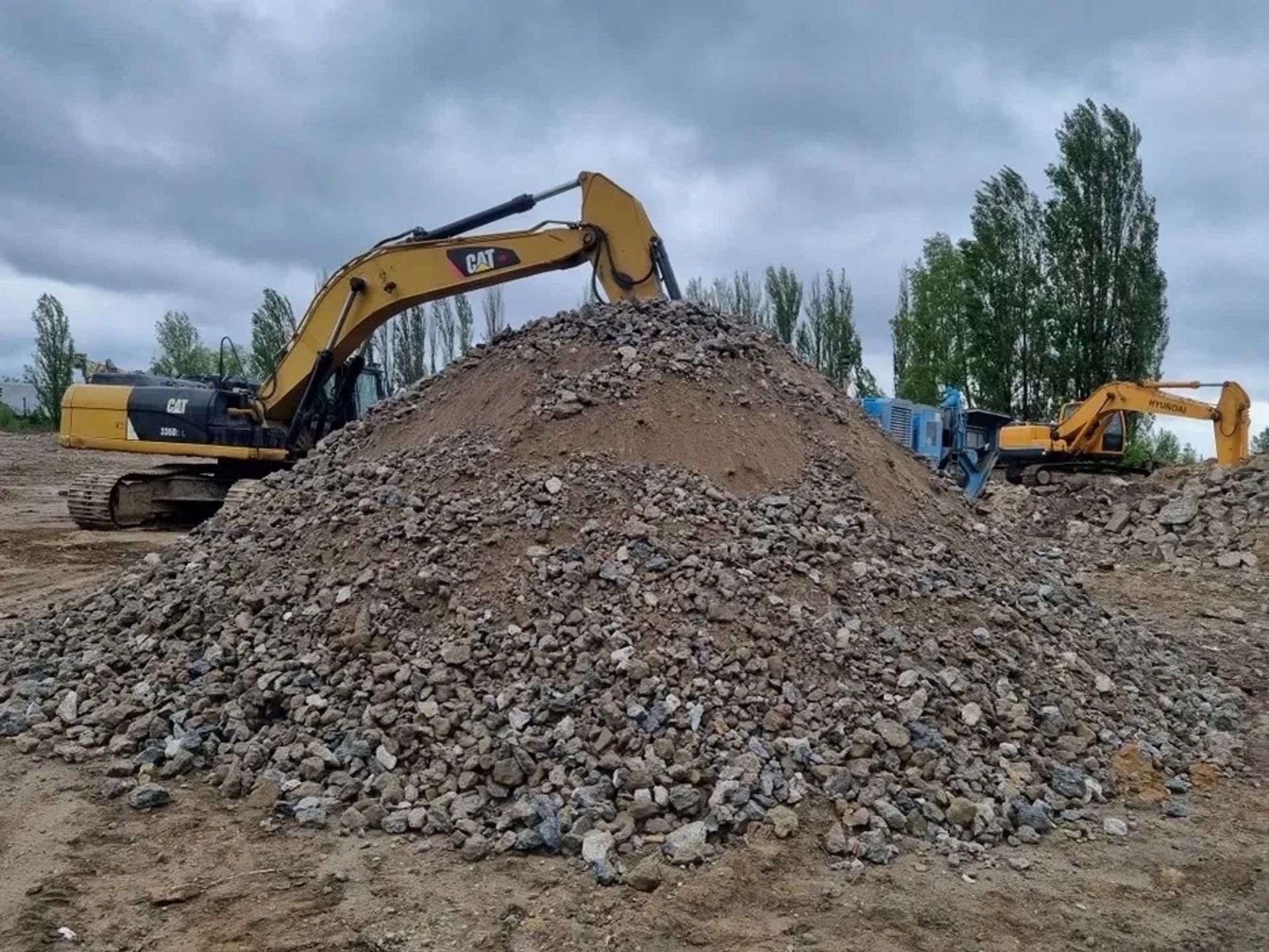 Демонтаж будь-яких споруд та будівель, копаємо котлован, спецтехніка.
