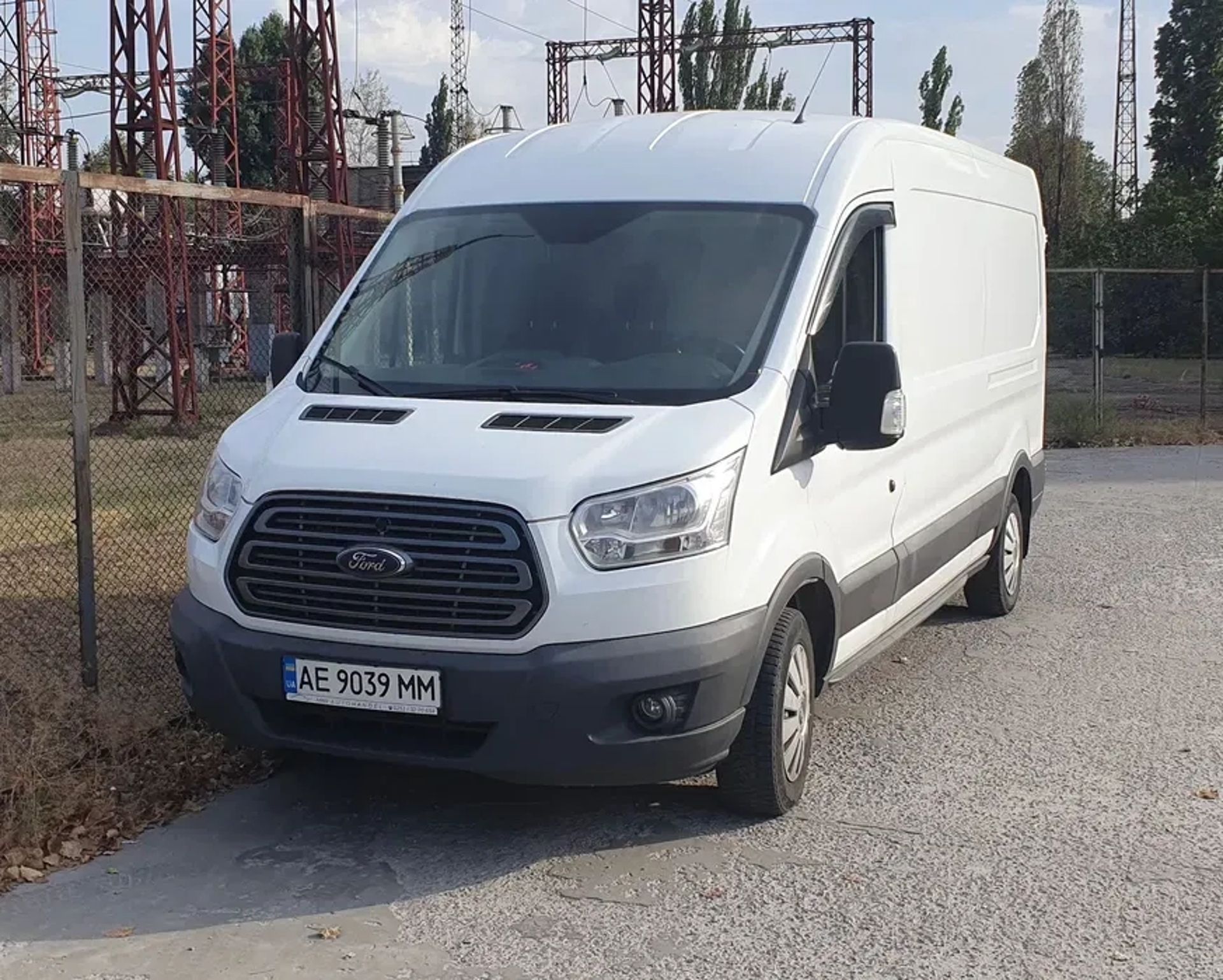 Довгостроково грузовий авто/бус Ford Transit 2015р