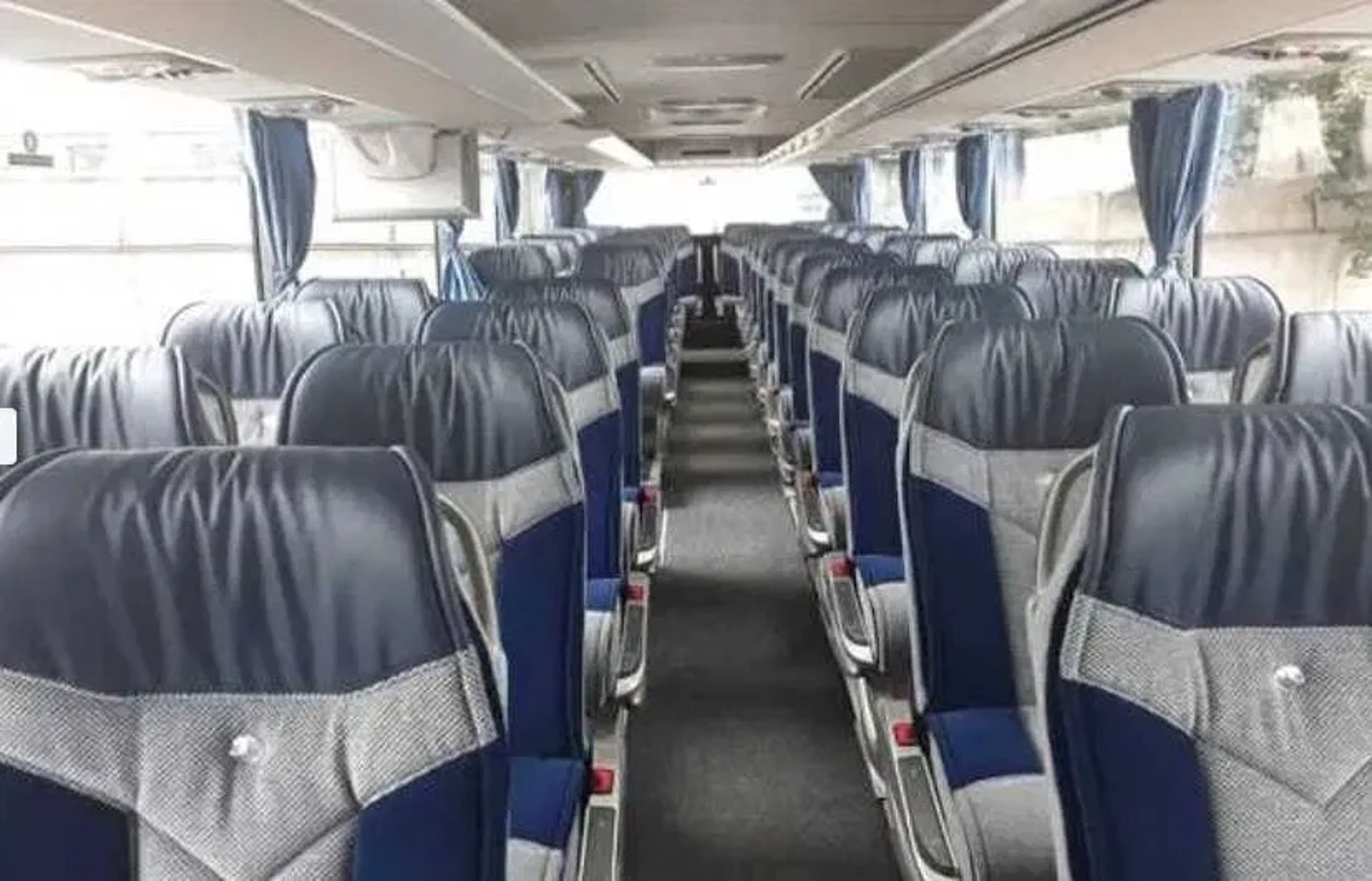 VIP-автобус Setra (50 місць) - Пасажирські перевезення