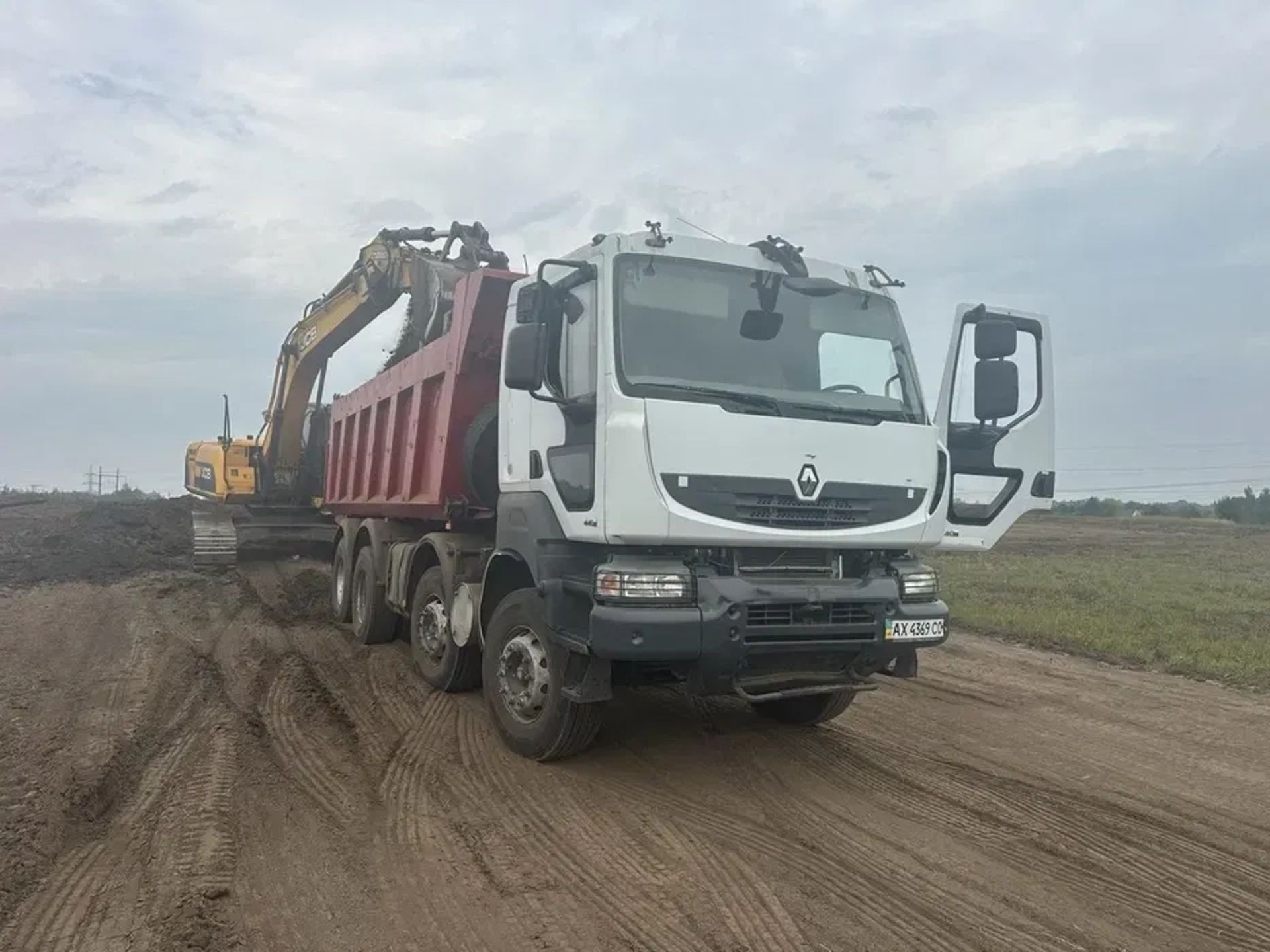Самоскид Renault Kerax 440 dXi