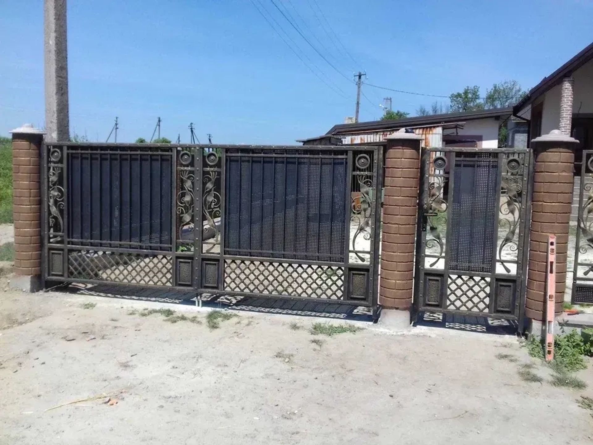 Паркани Львів і область, Ворота ковані / металеві профнастил, жалюзі!