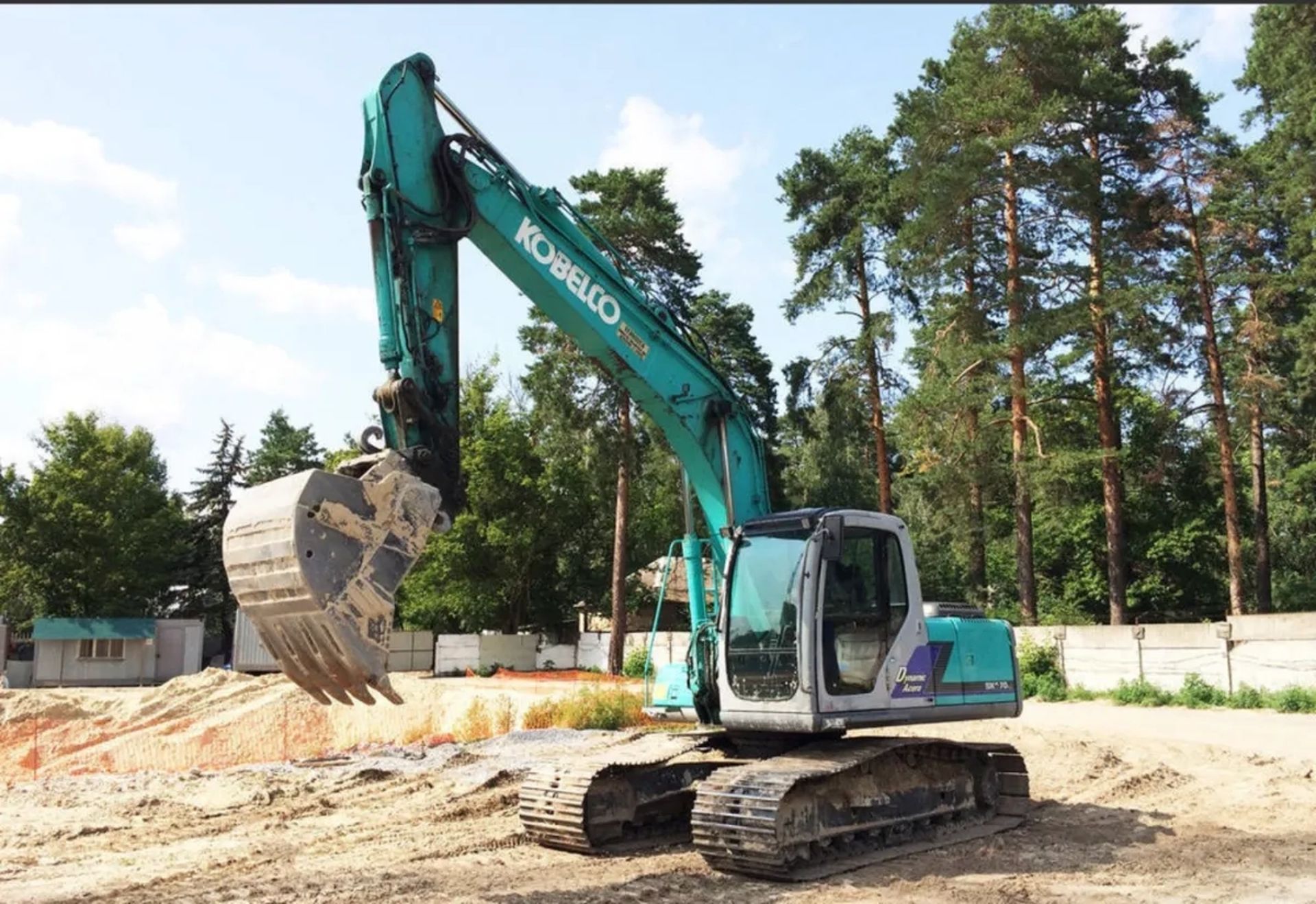 Екскаватор гусеничний Kobelco SK 170LC.