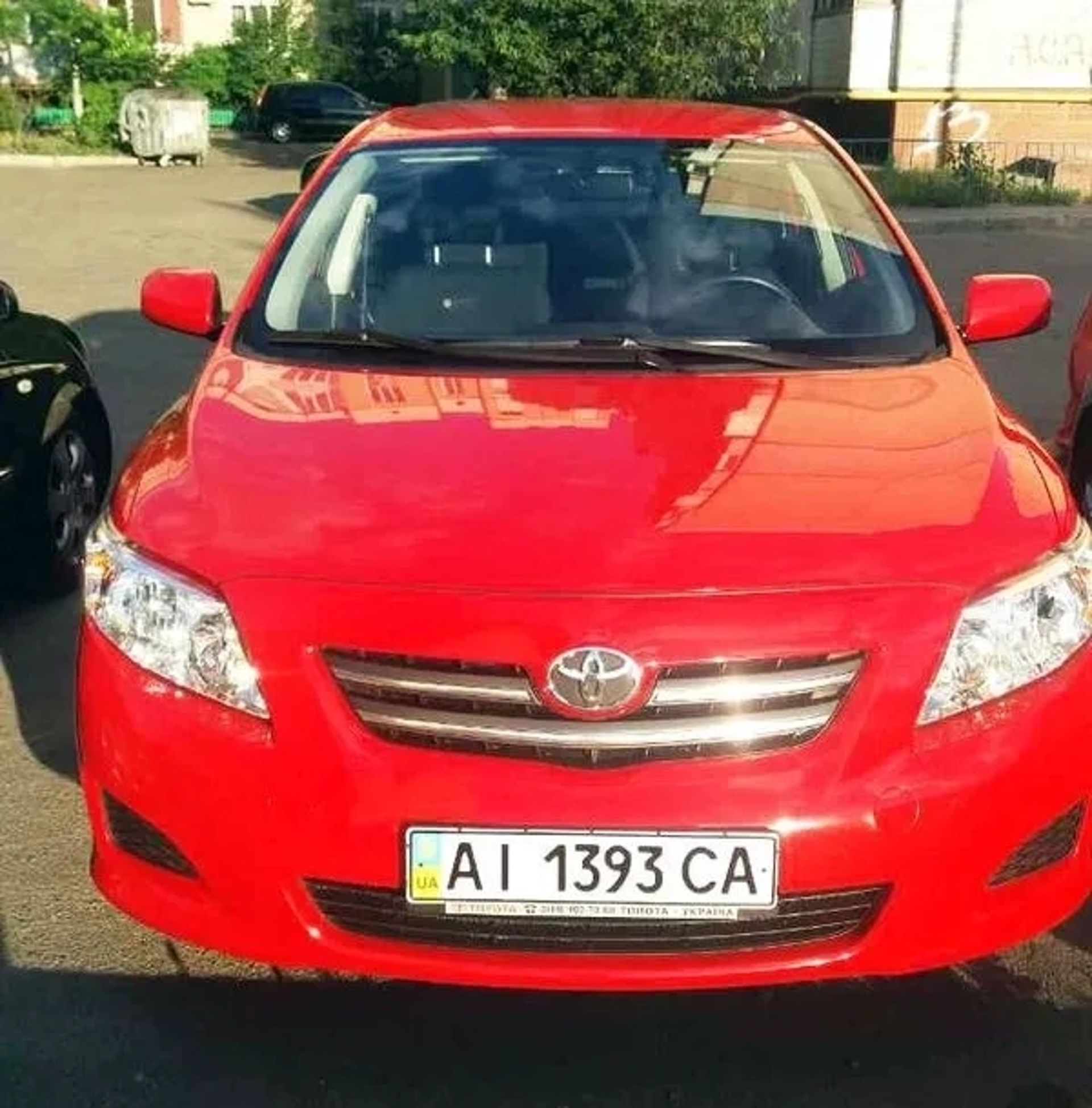 183 Toyota Corolla червона авто на весілля