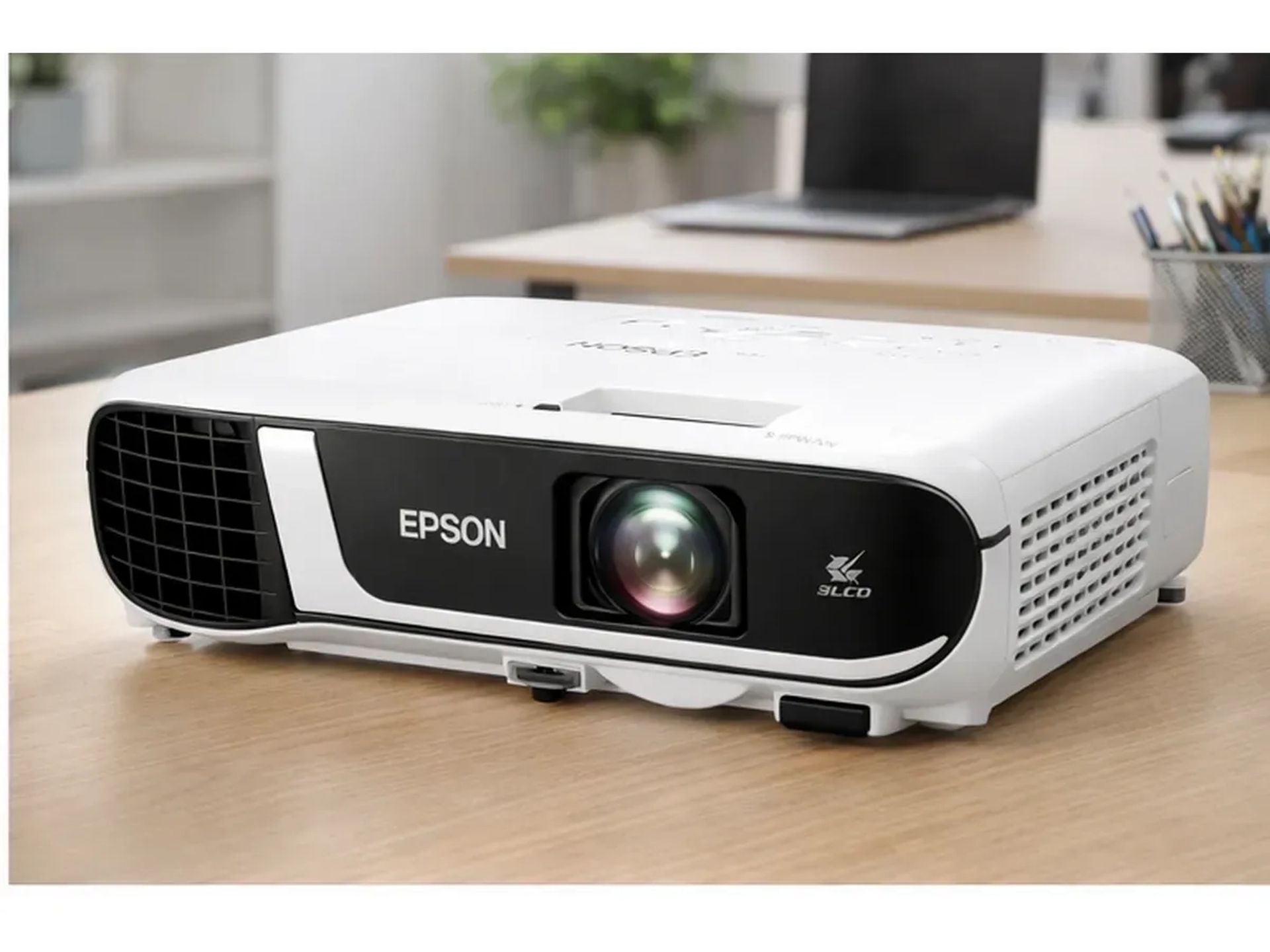 Проектор Epson FullHD 4000 лм.