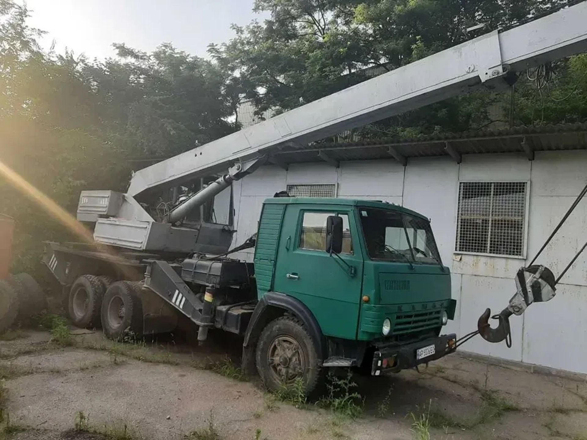 Автокран 16 тонн на шасі КАМАЗ-53212