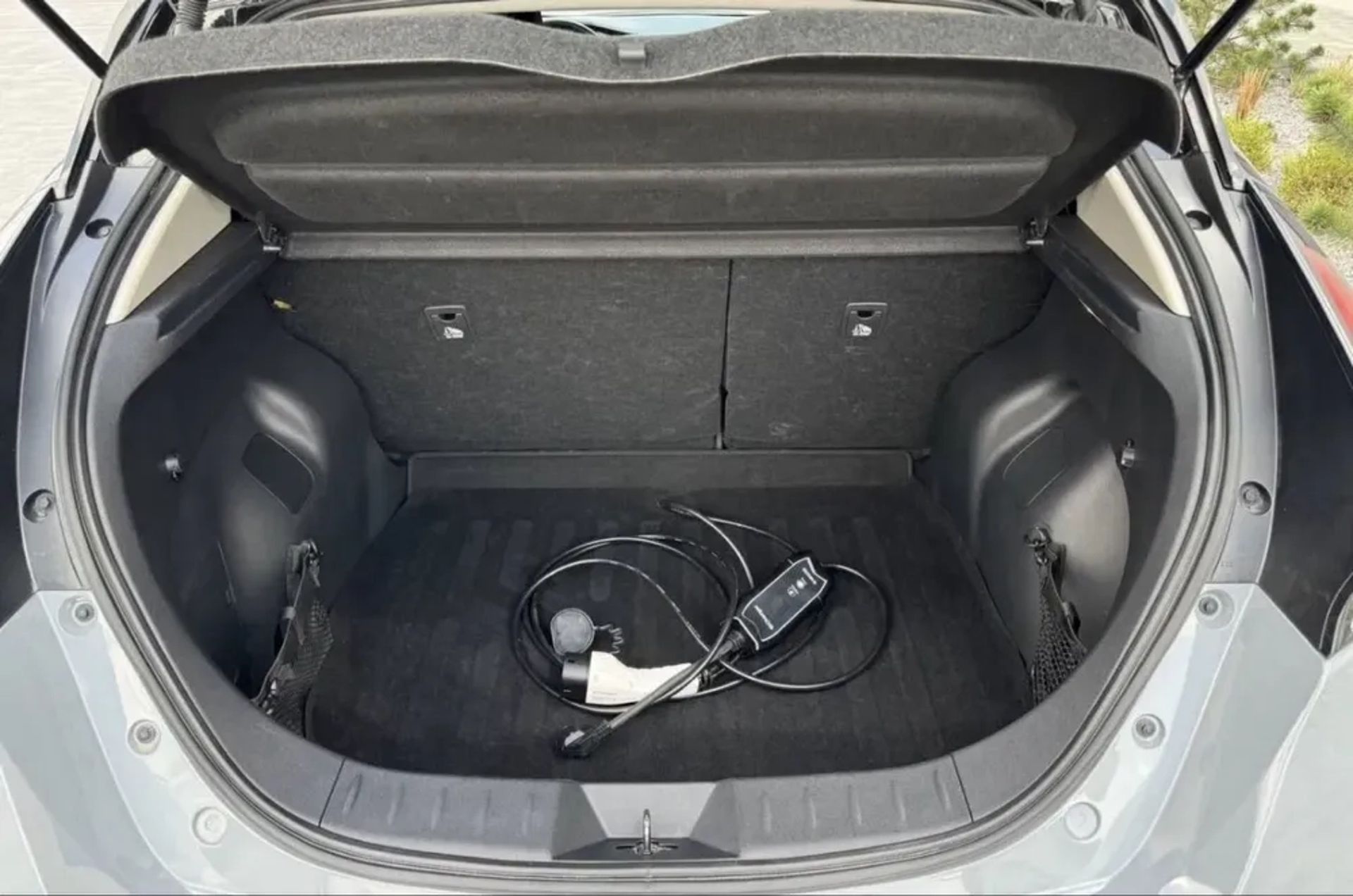 Nissan Leaf 400 km запас ходу