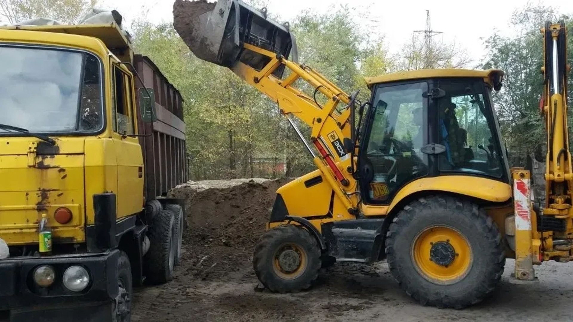 Екскаватор-навантажувачі JCB 3CX