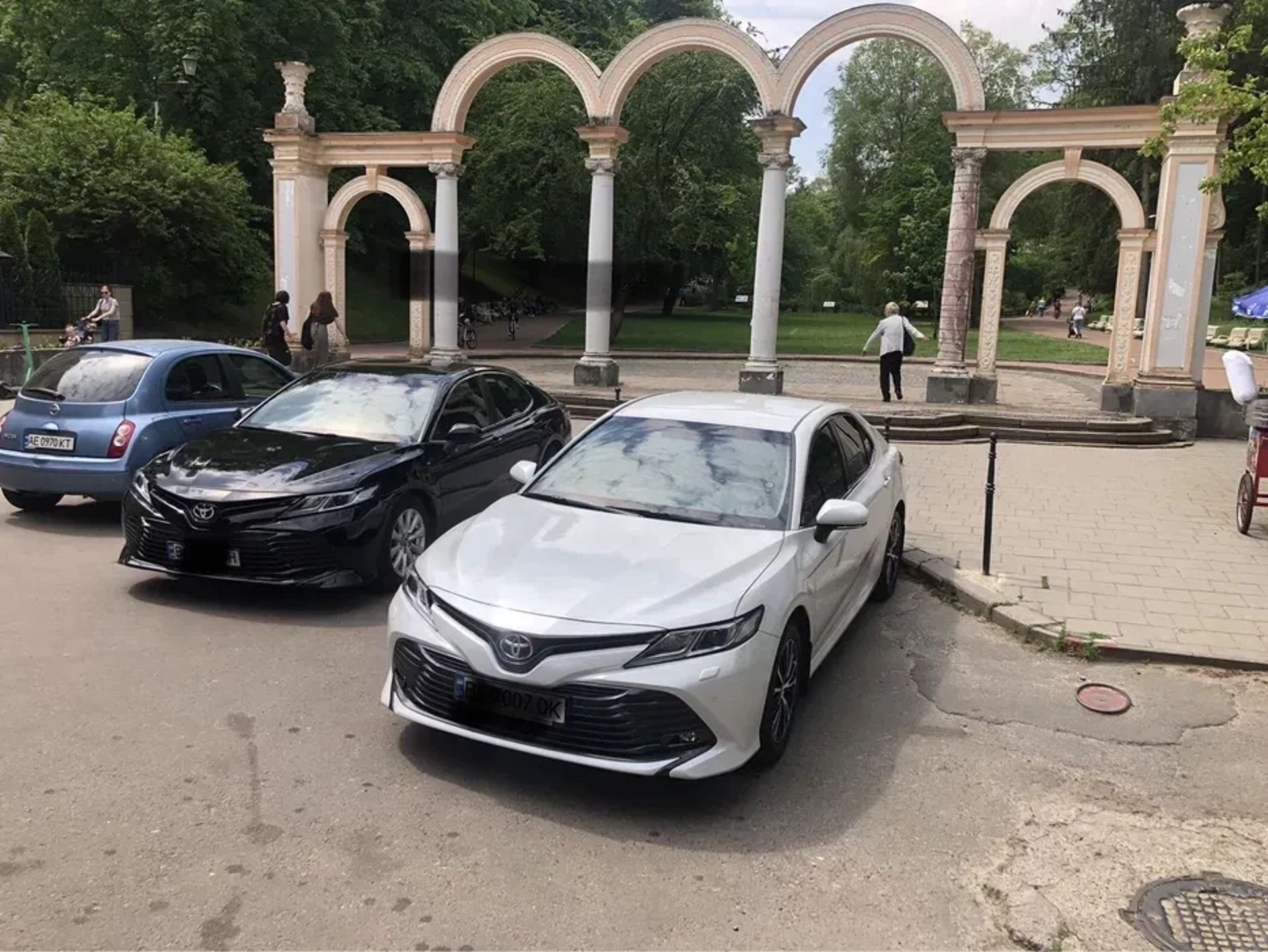 Автомобіль Toyota Camry XV70 - Весільний кортеж