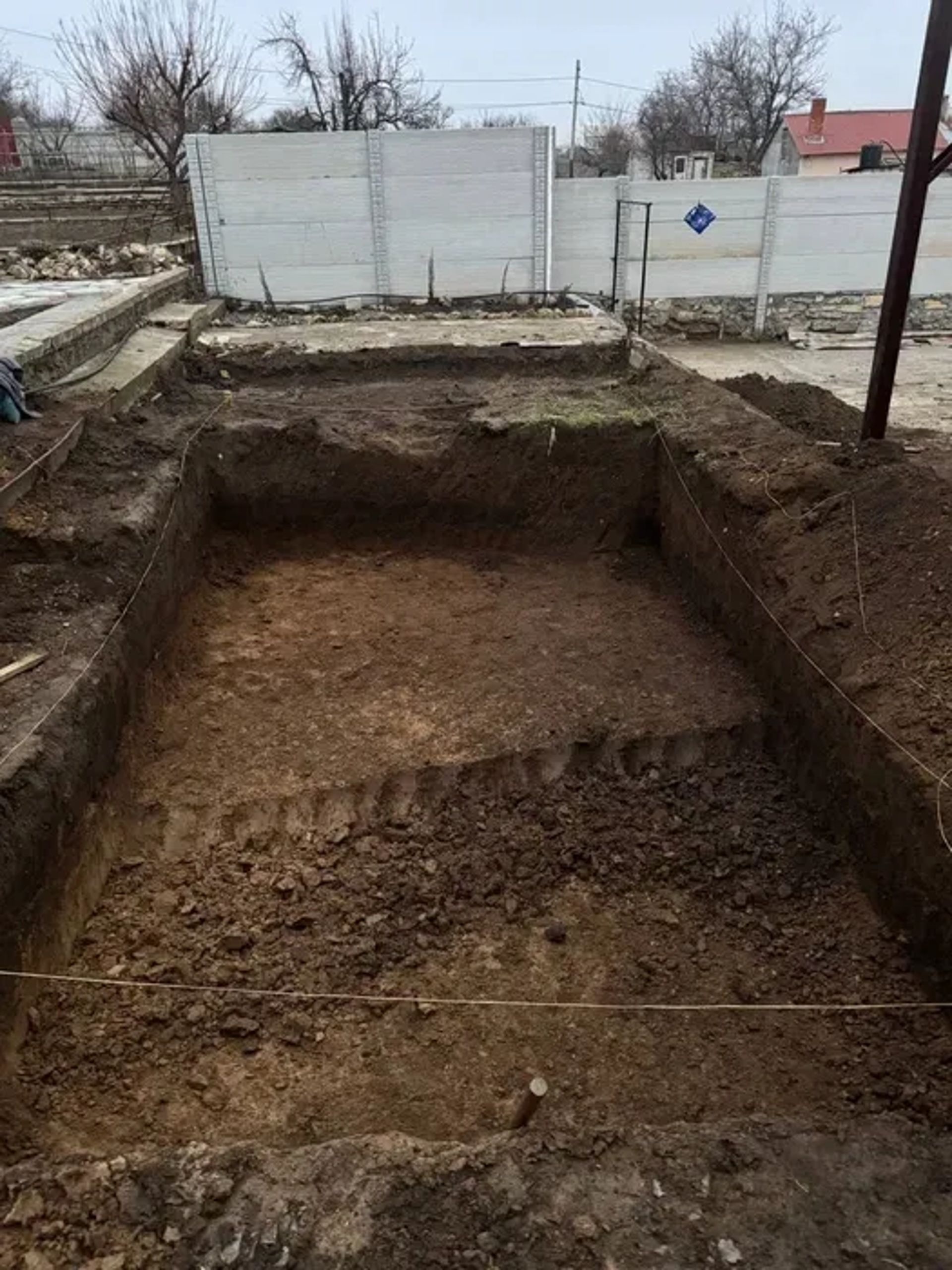Земляные работы, копка котлованов и траншей, планировка участка