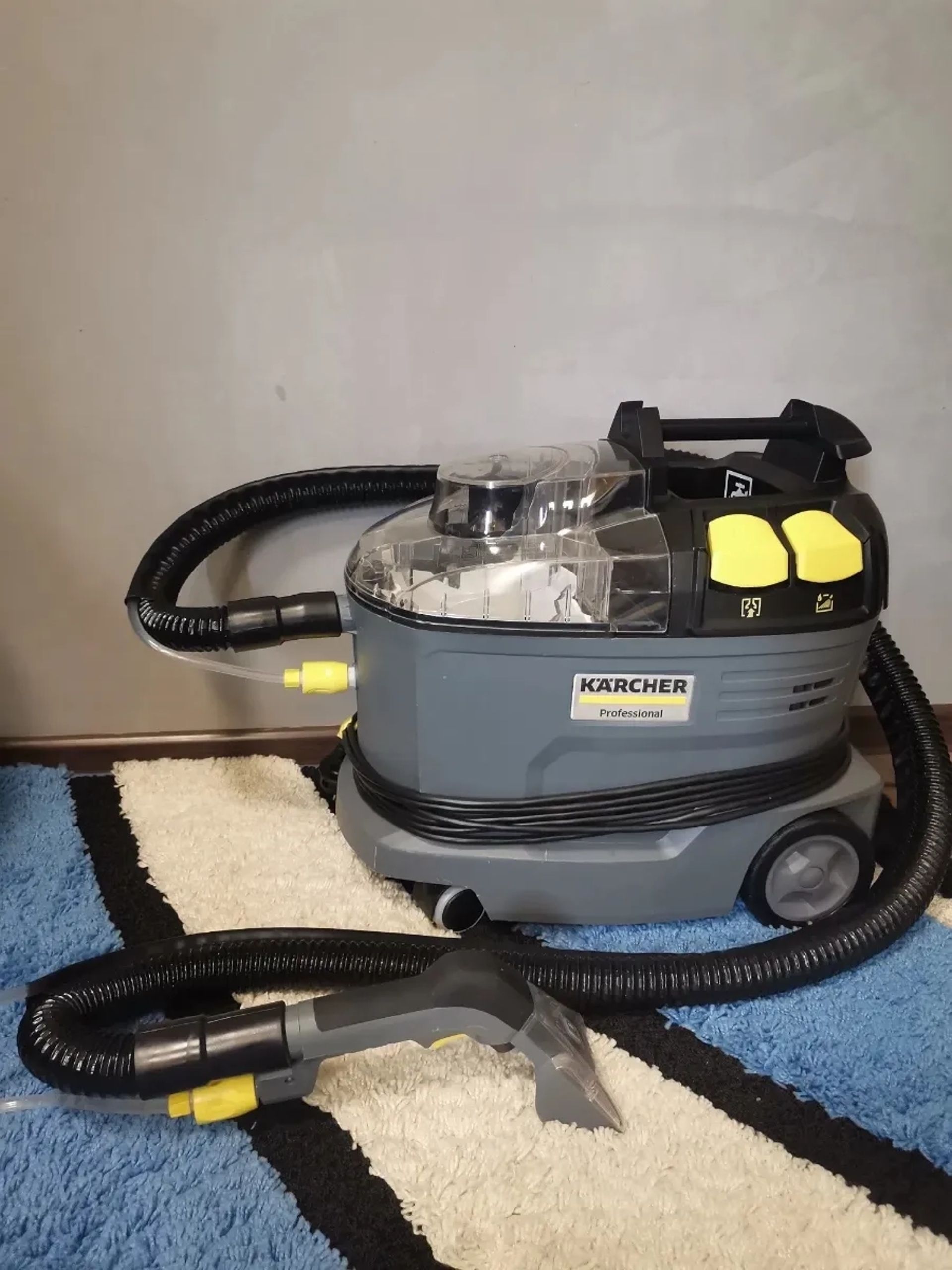 Миючий пилосос KARCHER Puzzi 8/1