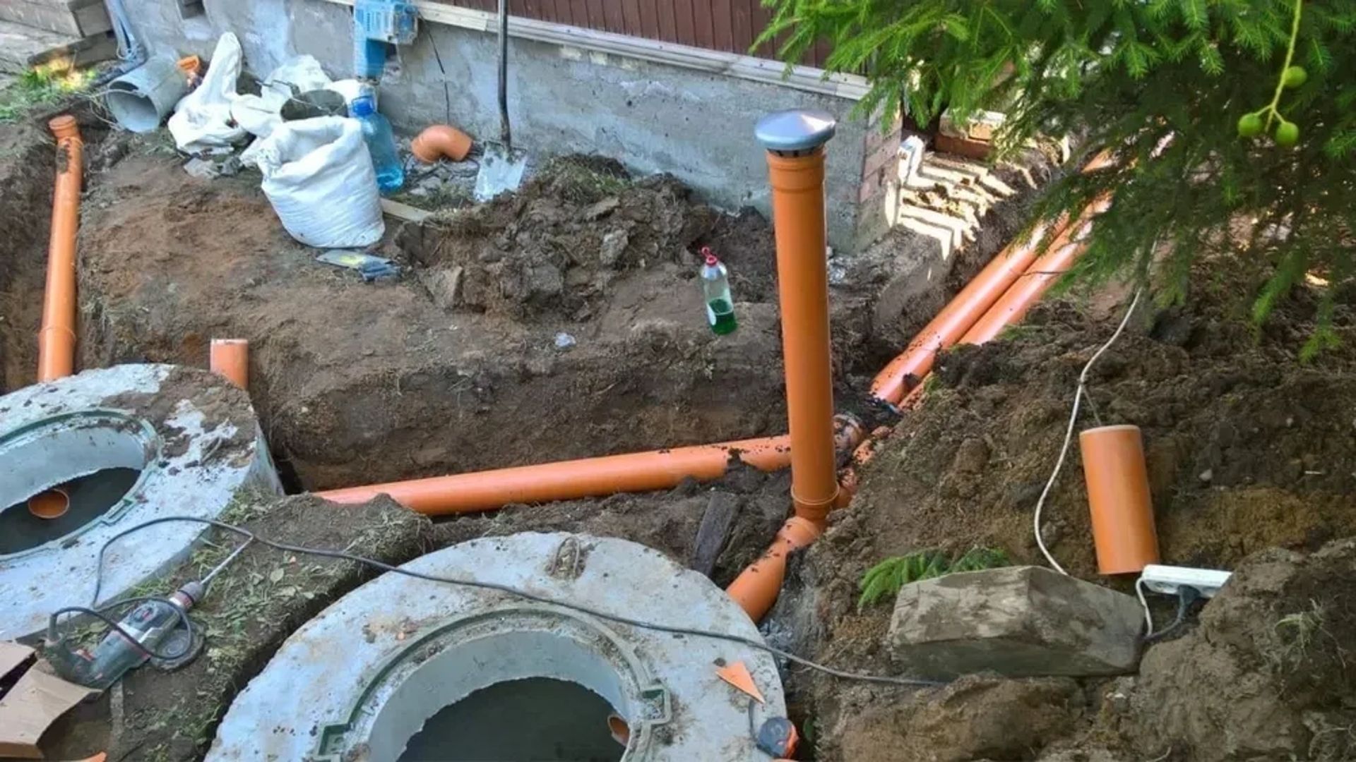 Професійне встановлення вигрібних та водопровідних колодязів