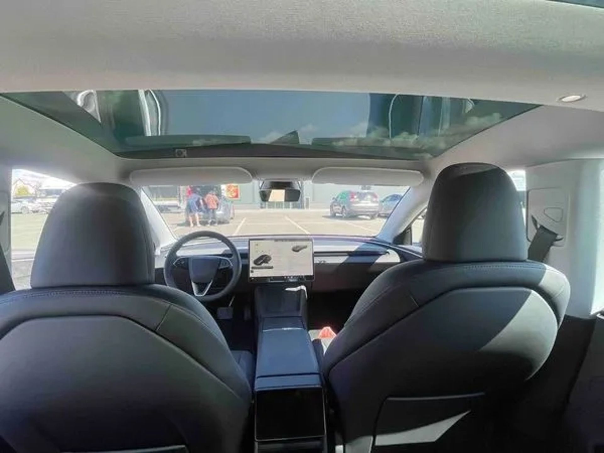 242 Авто на весілля Tesla Model 3 чорна з водієм