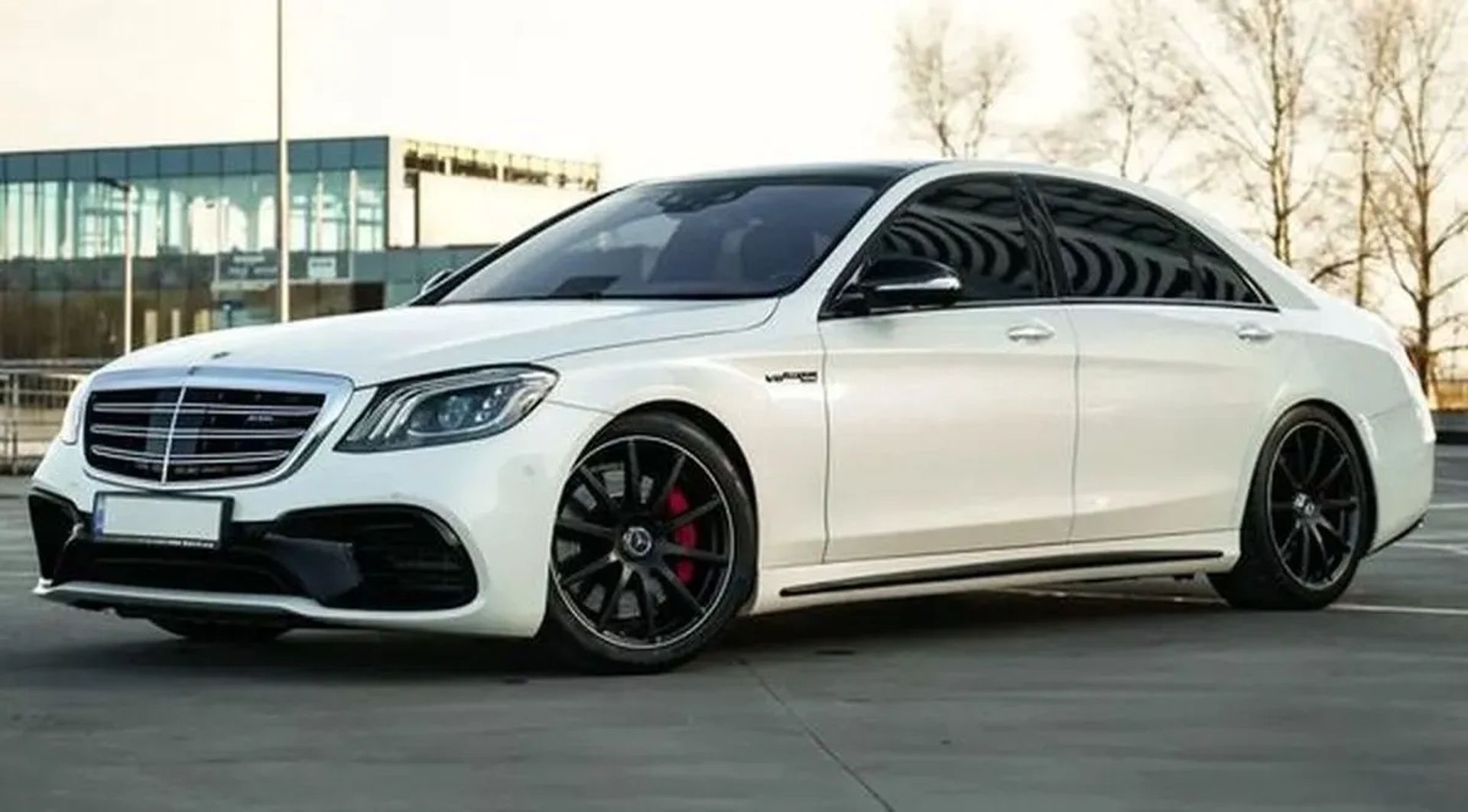 243 Mercedes-Benz S63 AMG W222 білий на весілля