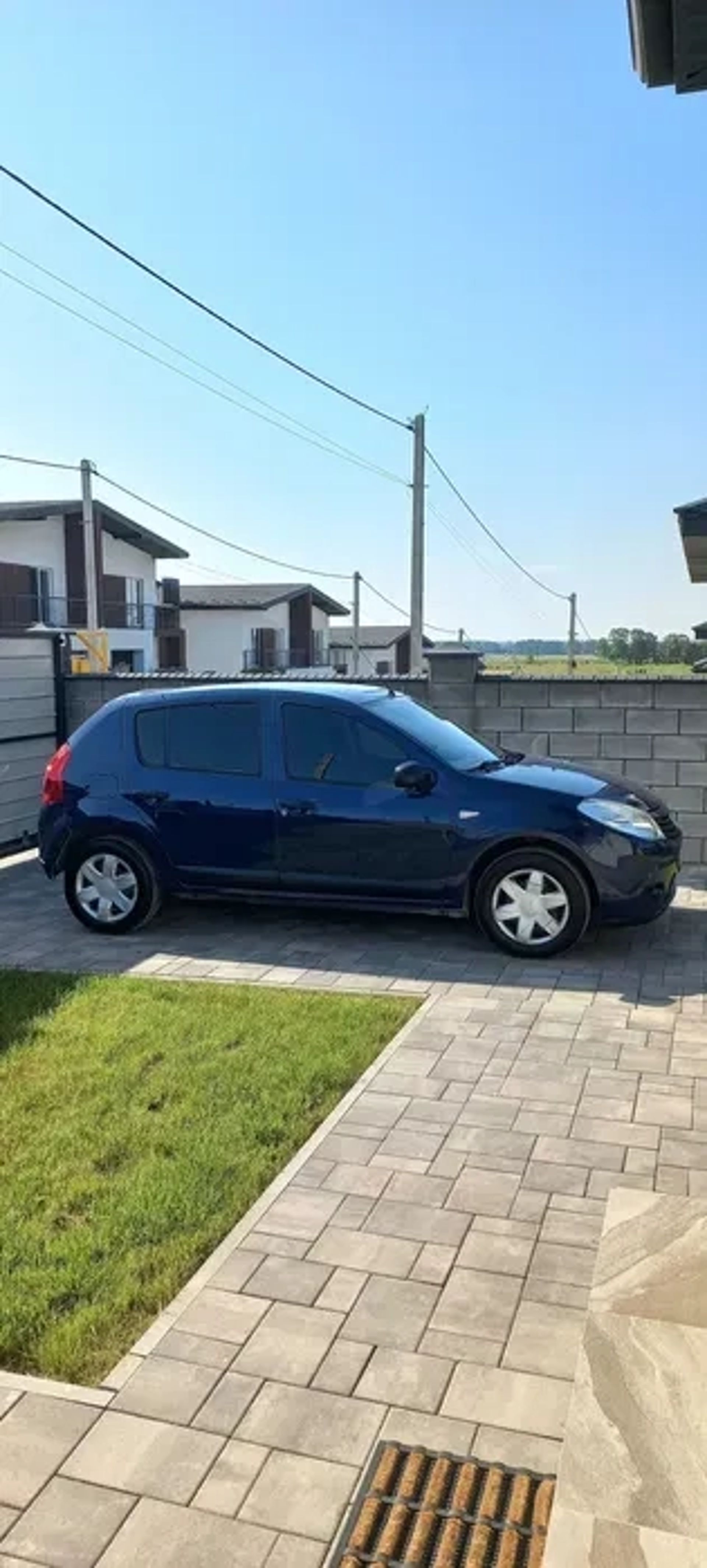 Авто SANDERO 2009 рік під таксі