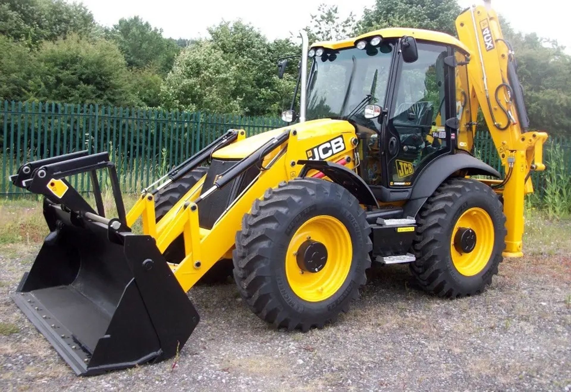 Екскаватор-навантажувач JCB 4CX