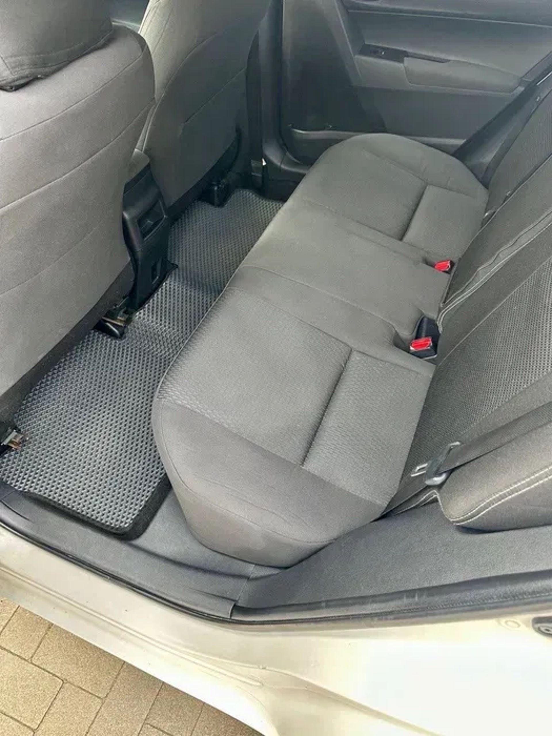 Авто Toyota Corolla