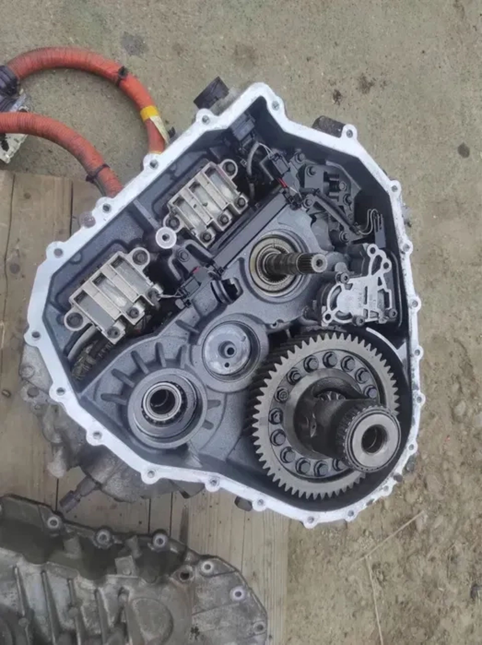 Капітальний ремонт Hybrid Ford HF35