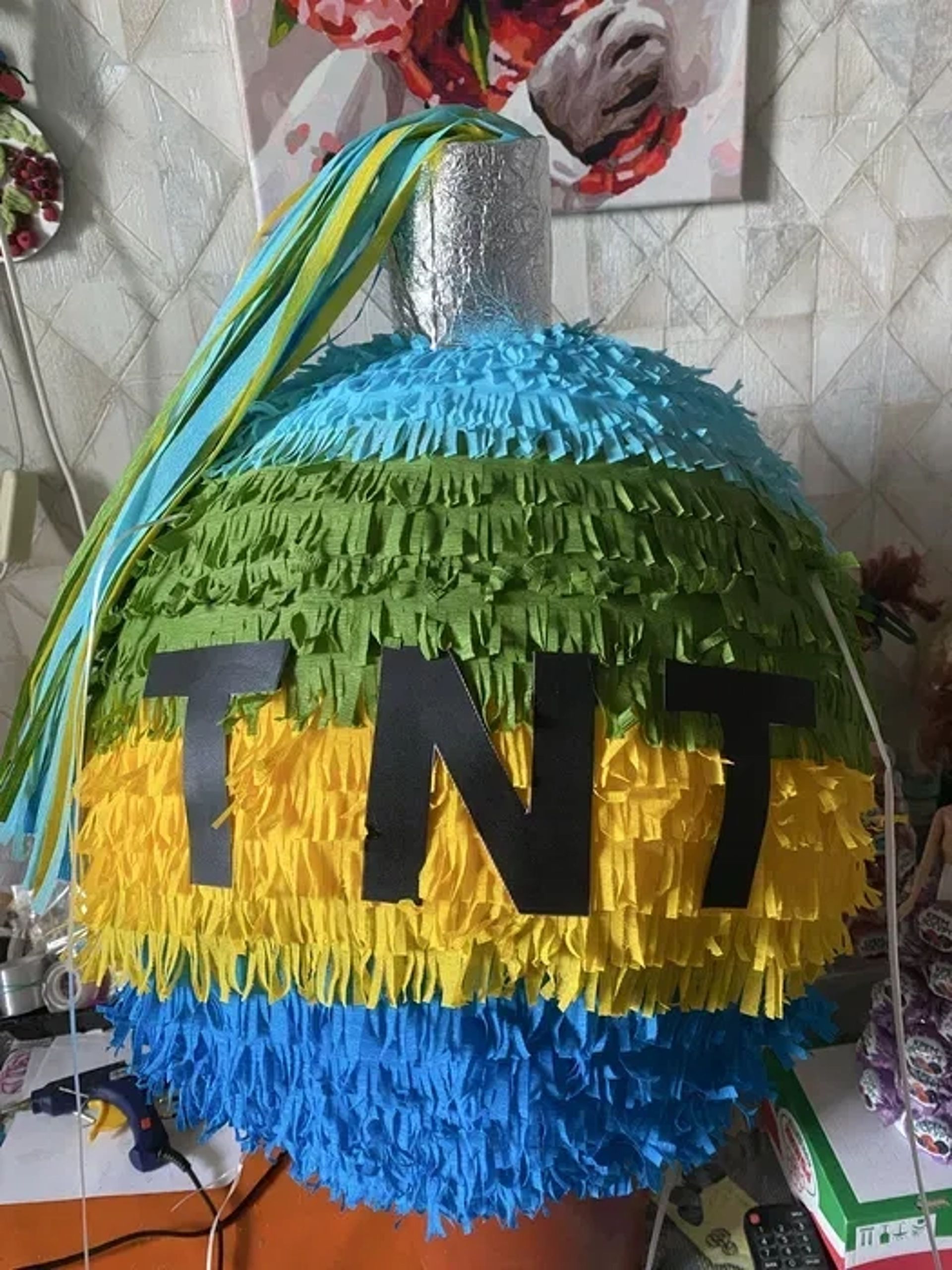 Піньята Куромі, подарунок, аніматори