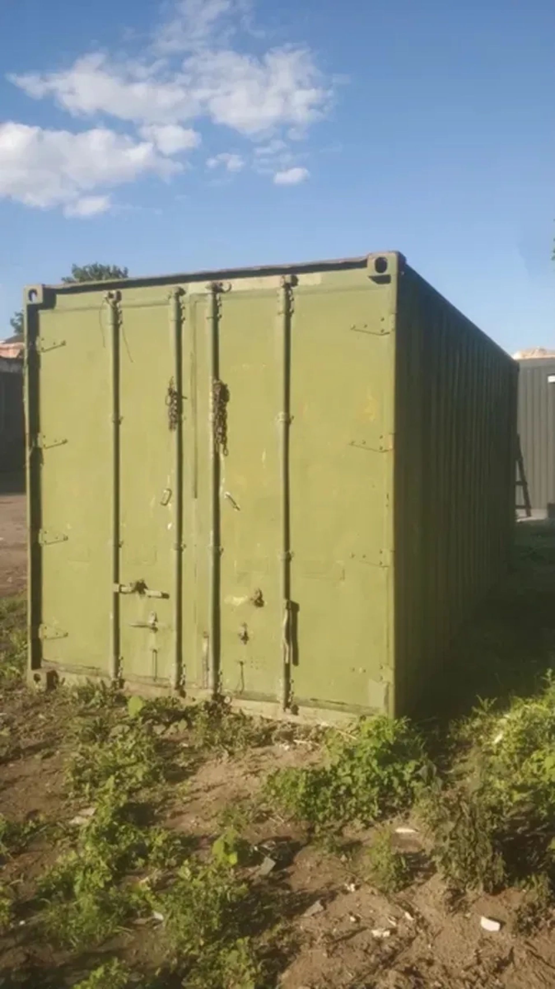 Морський контейнер 6×2,4 м (20 футів) для складу, дачі та бізнесу