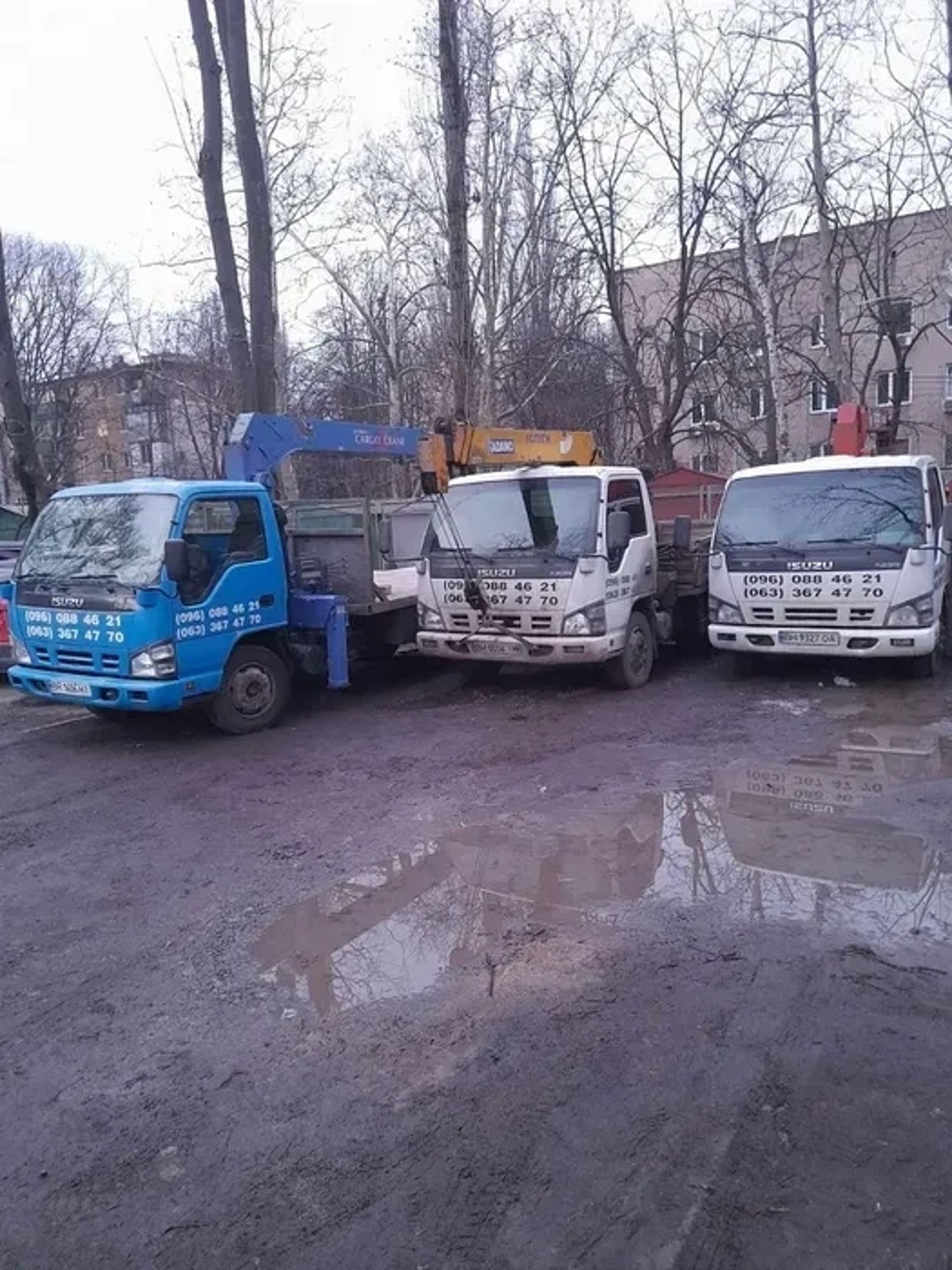 Кран-маніпулятор з крановою установкою Kanglim на вантажному шасі