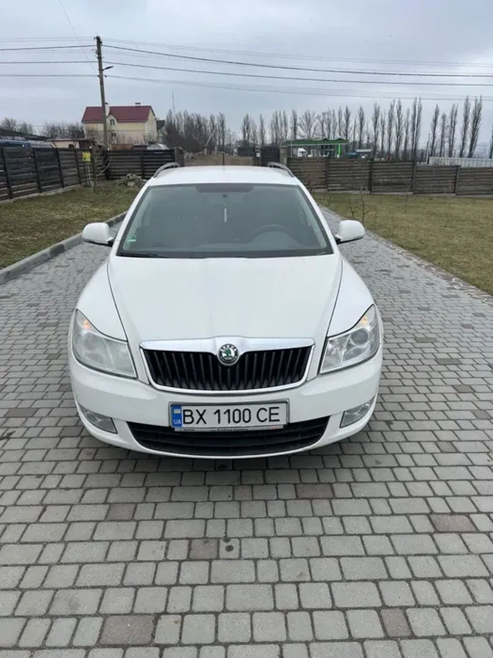 Авто для таксі, доставок або на власні потреби 