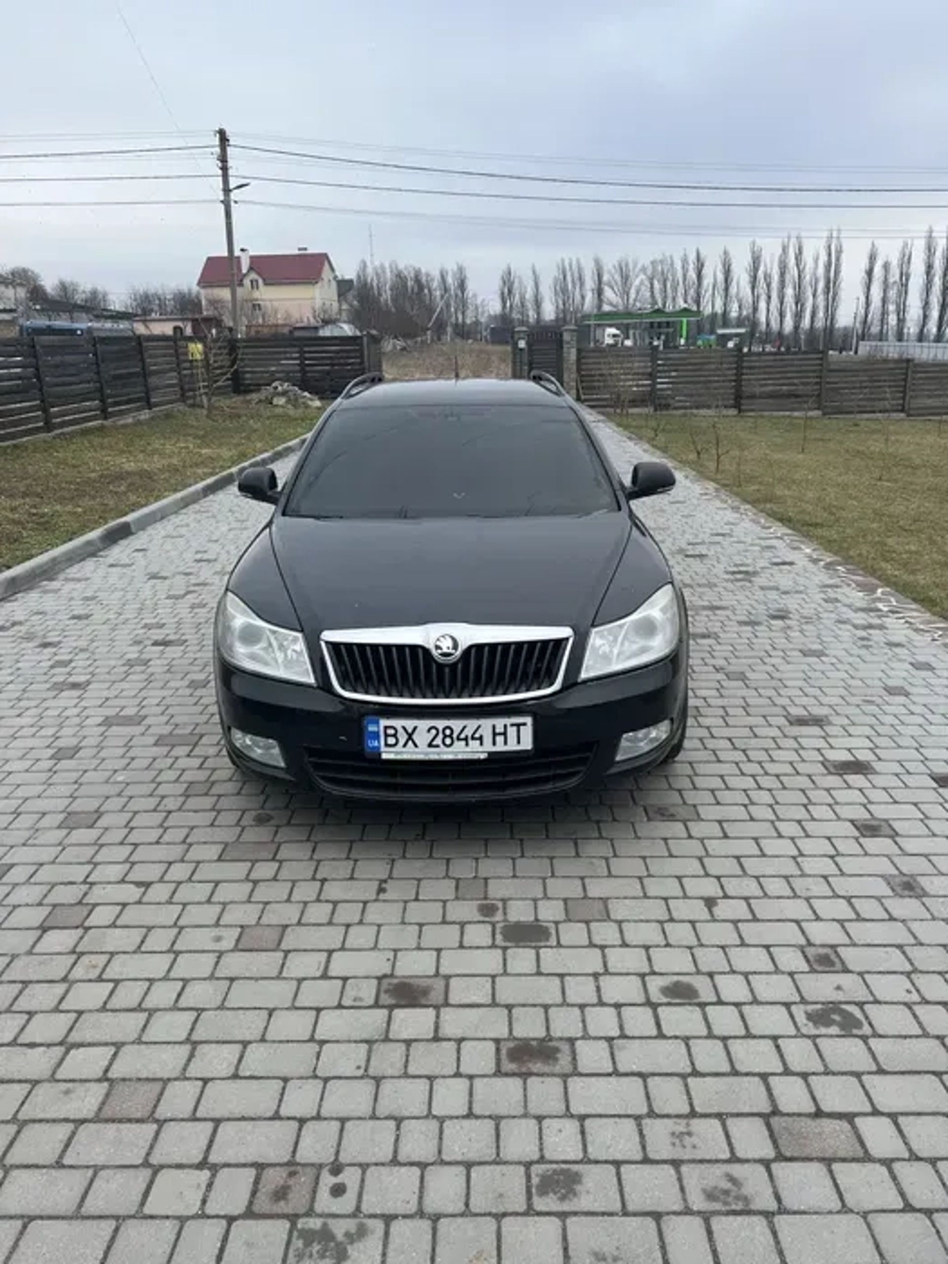 Авто для таксі, доставок або на власні потреби 