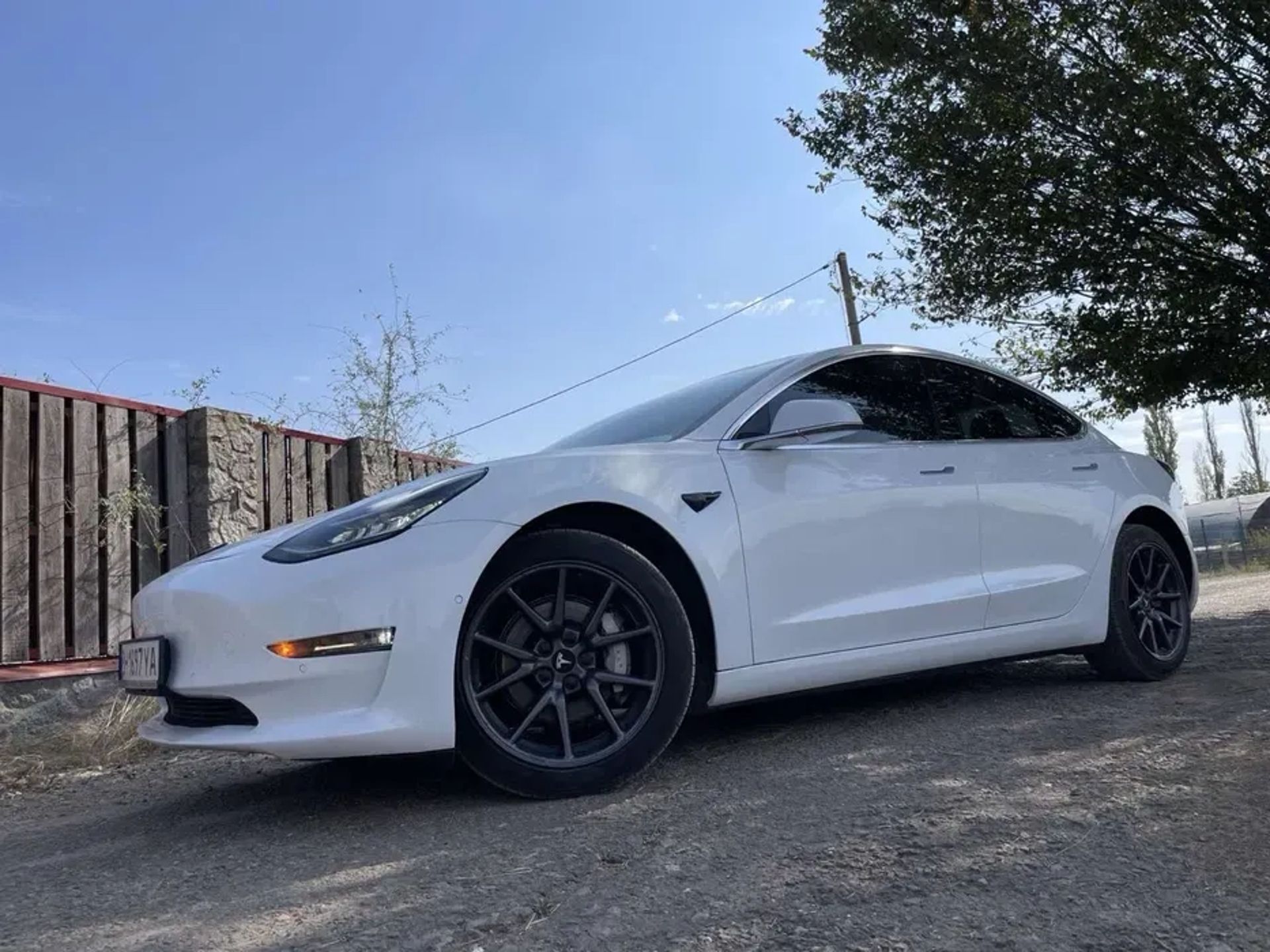 Tesla Model 3 2019 року