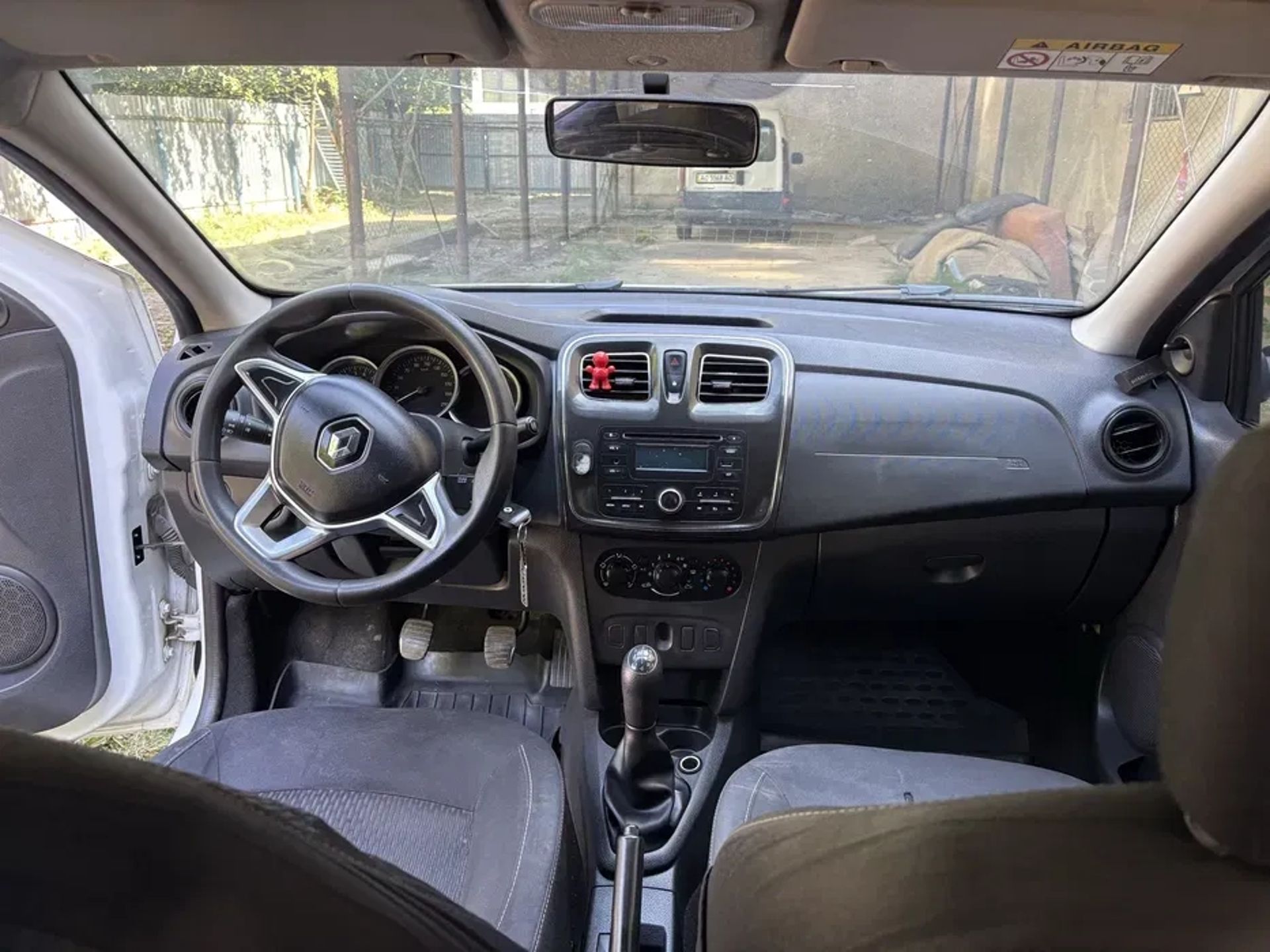 Авто renoult logan 2018р